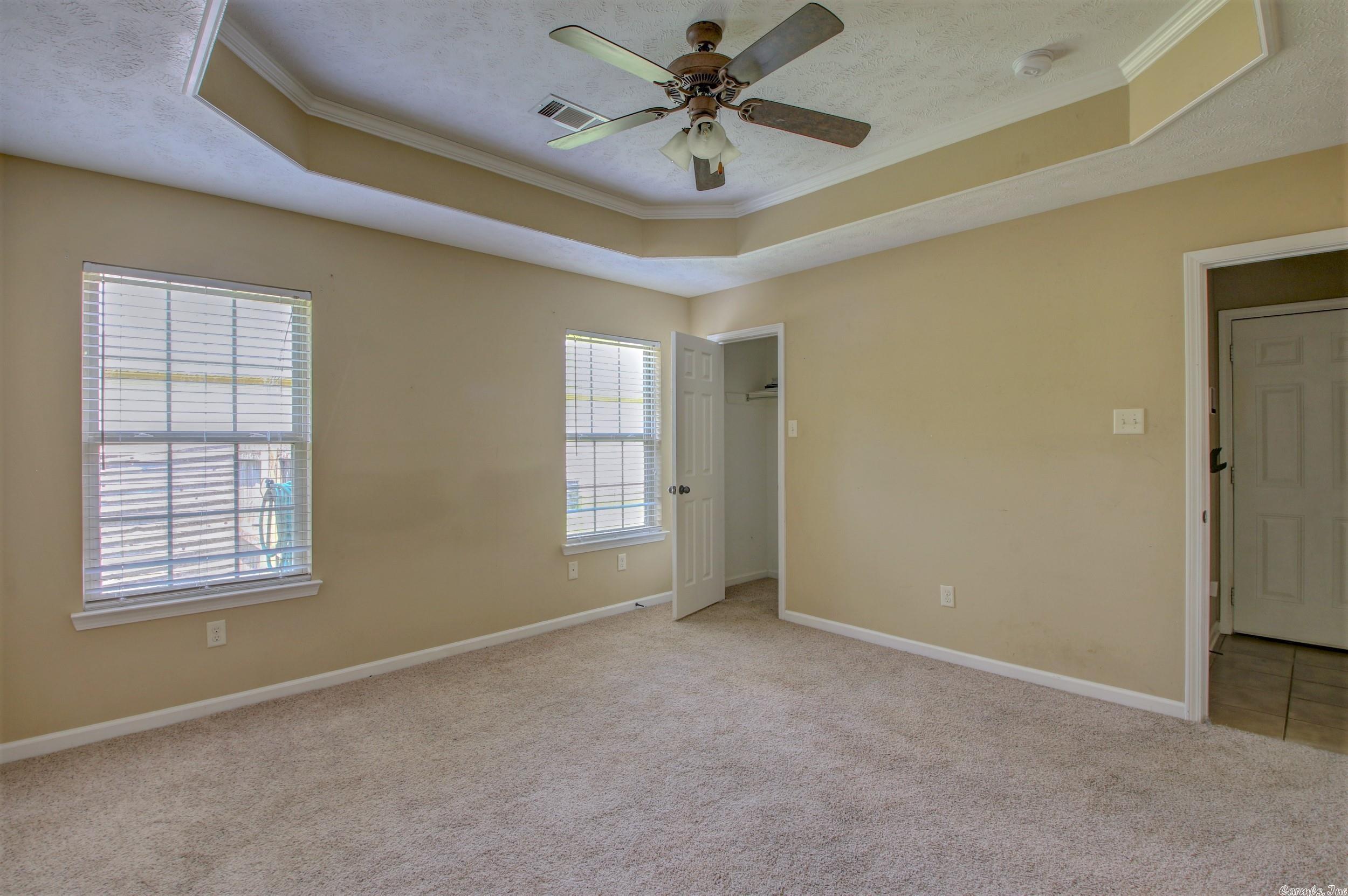 WILLOW LAKE - Residential