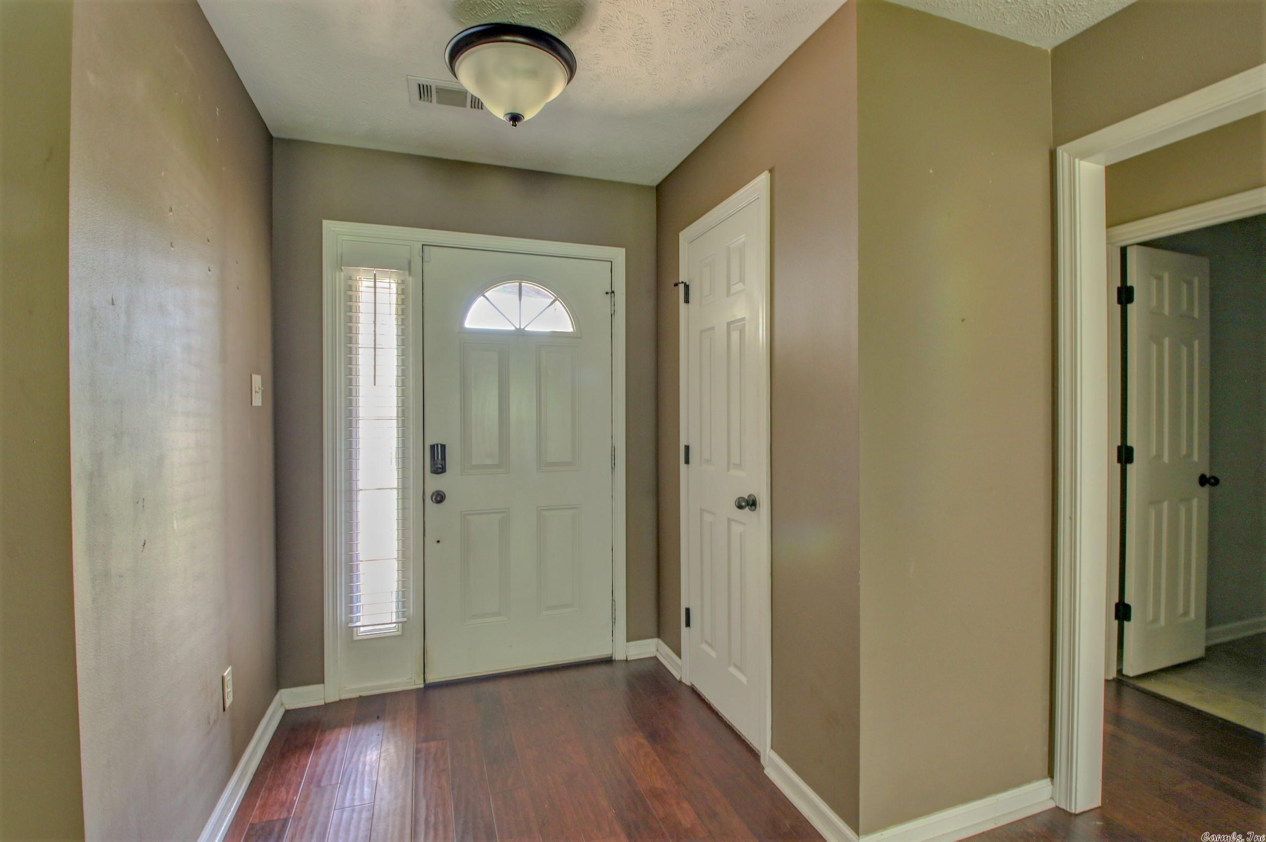 WILLOW LAKE - Residential