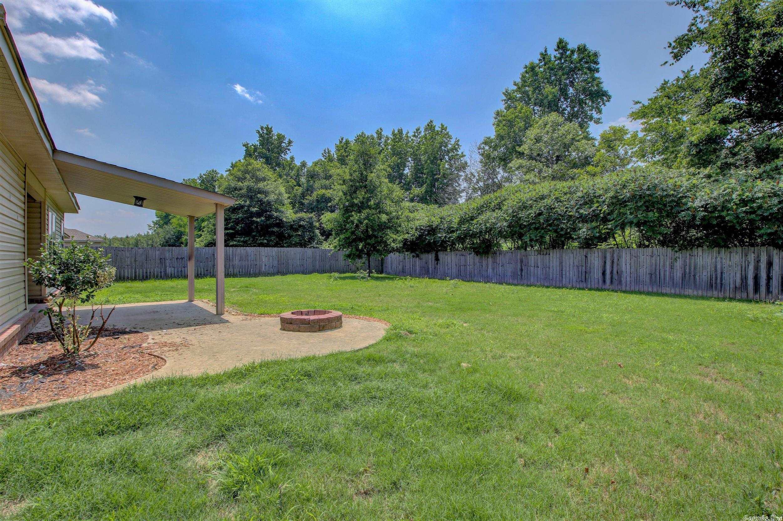 WILLOW LAKE - Residential