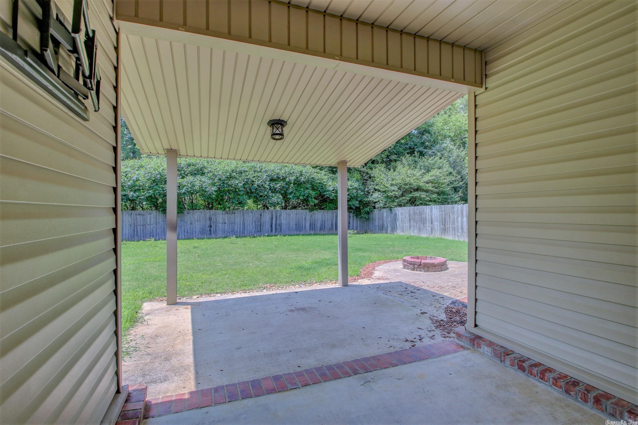 WILLOW LAKE - Residential