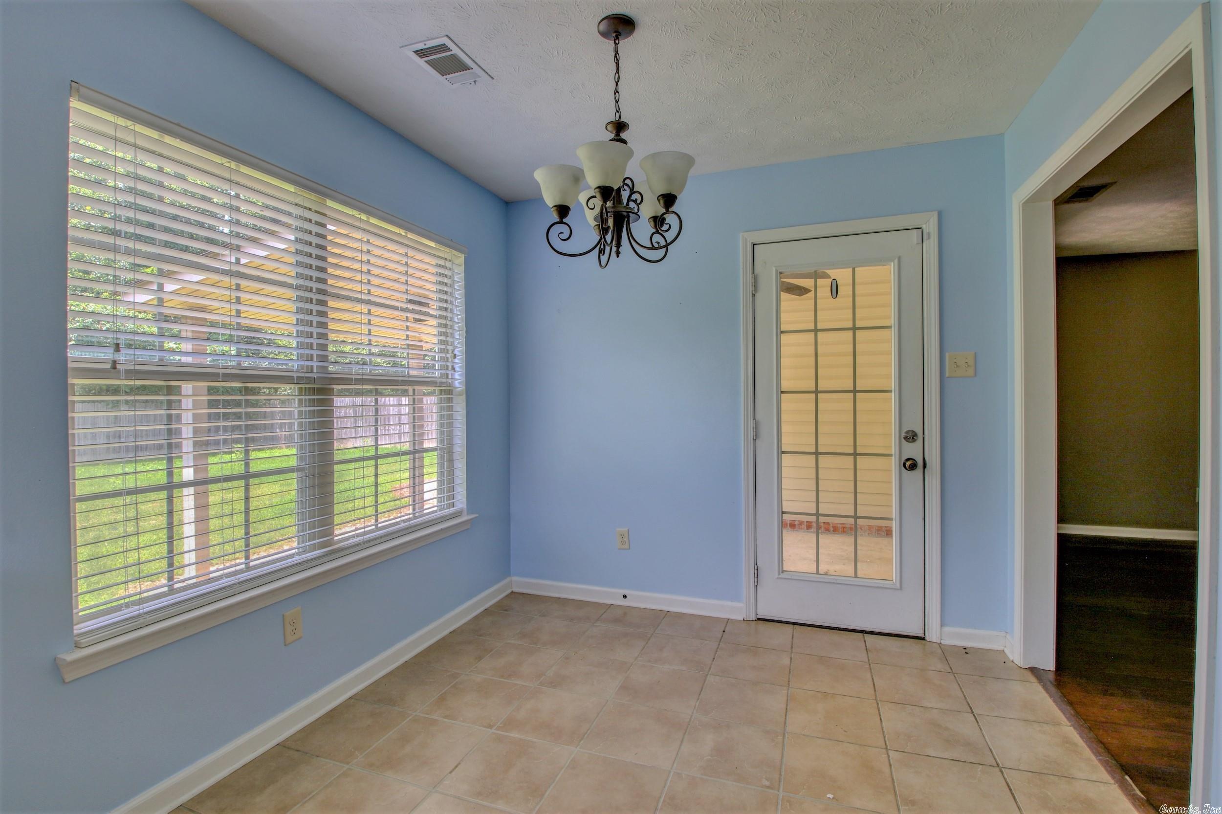 WILLOW LAKE - Residential