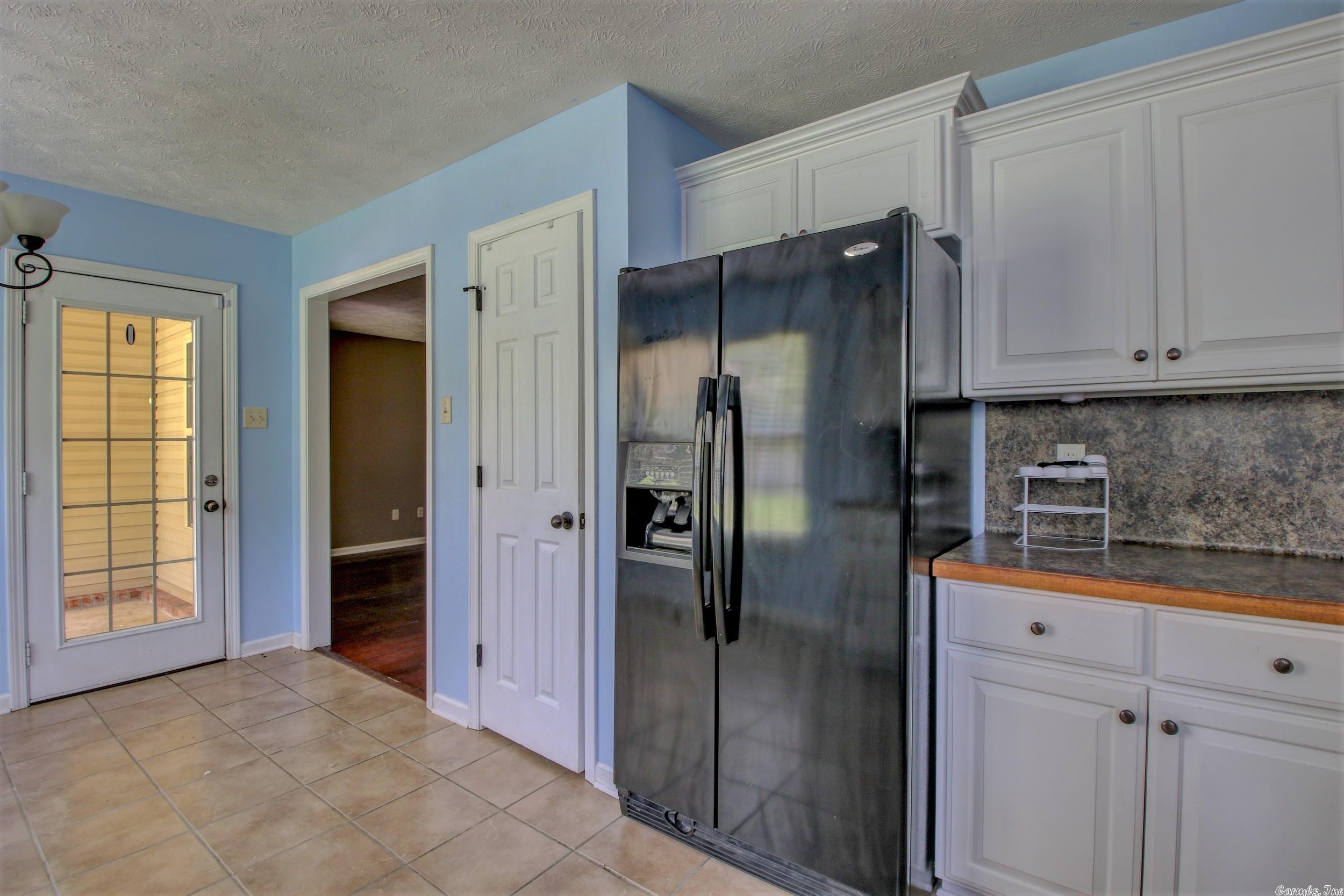 WILLOW LAKE - Residential