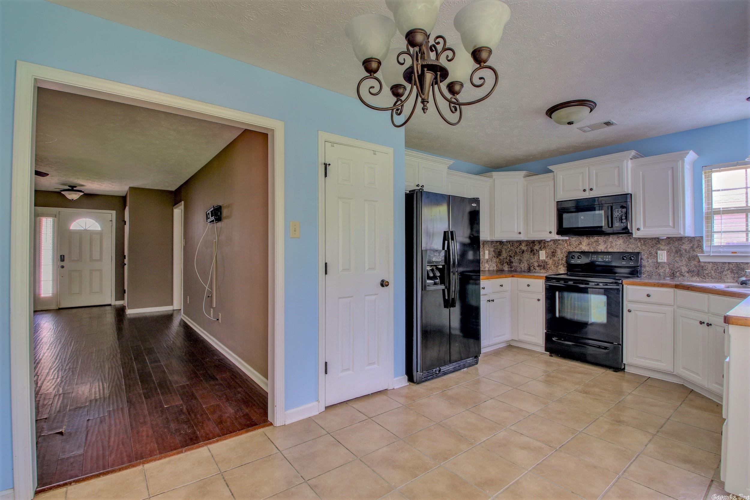 WILLOW LAKE - Residential