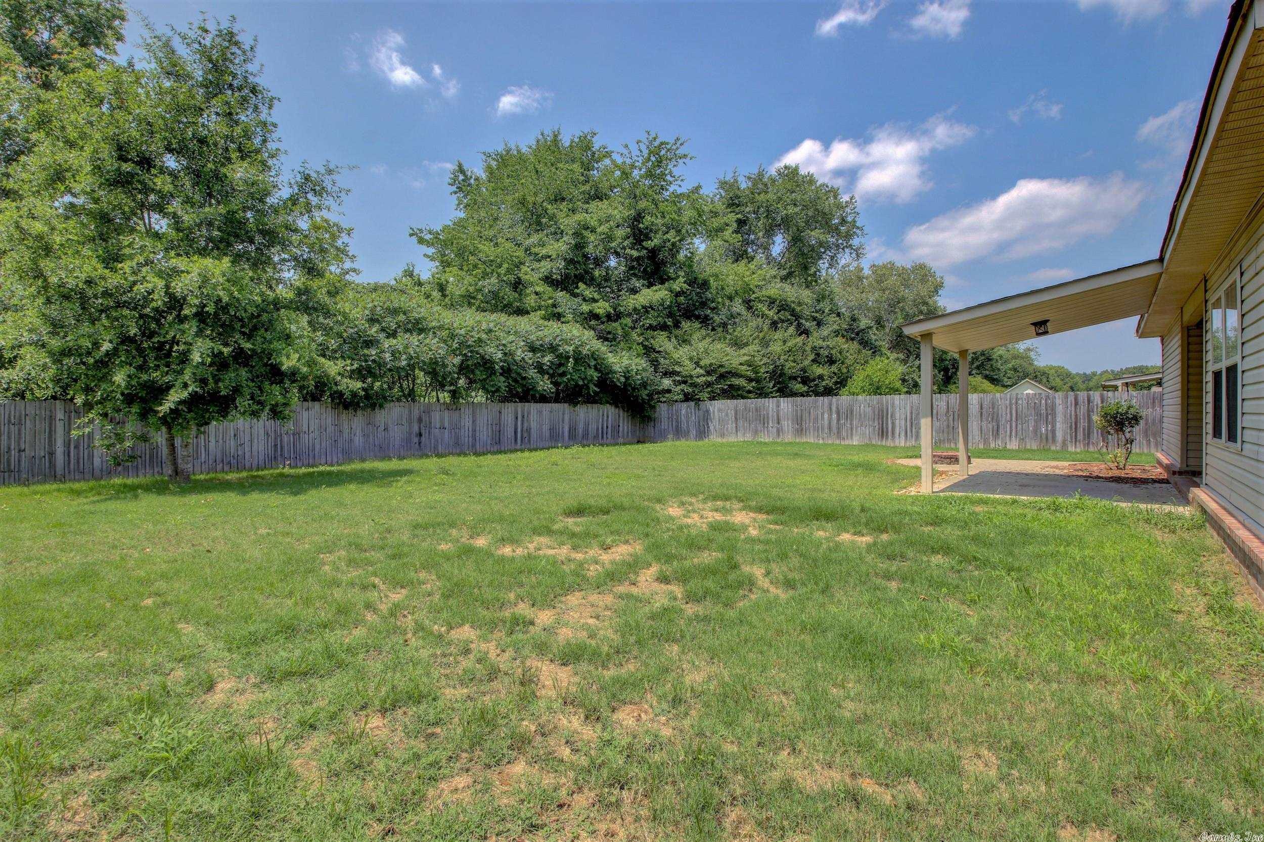 WILLOW LAKE - Residential