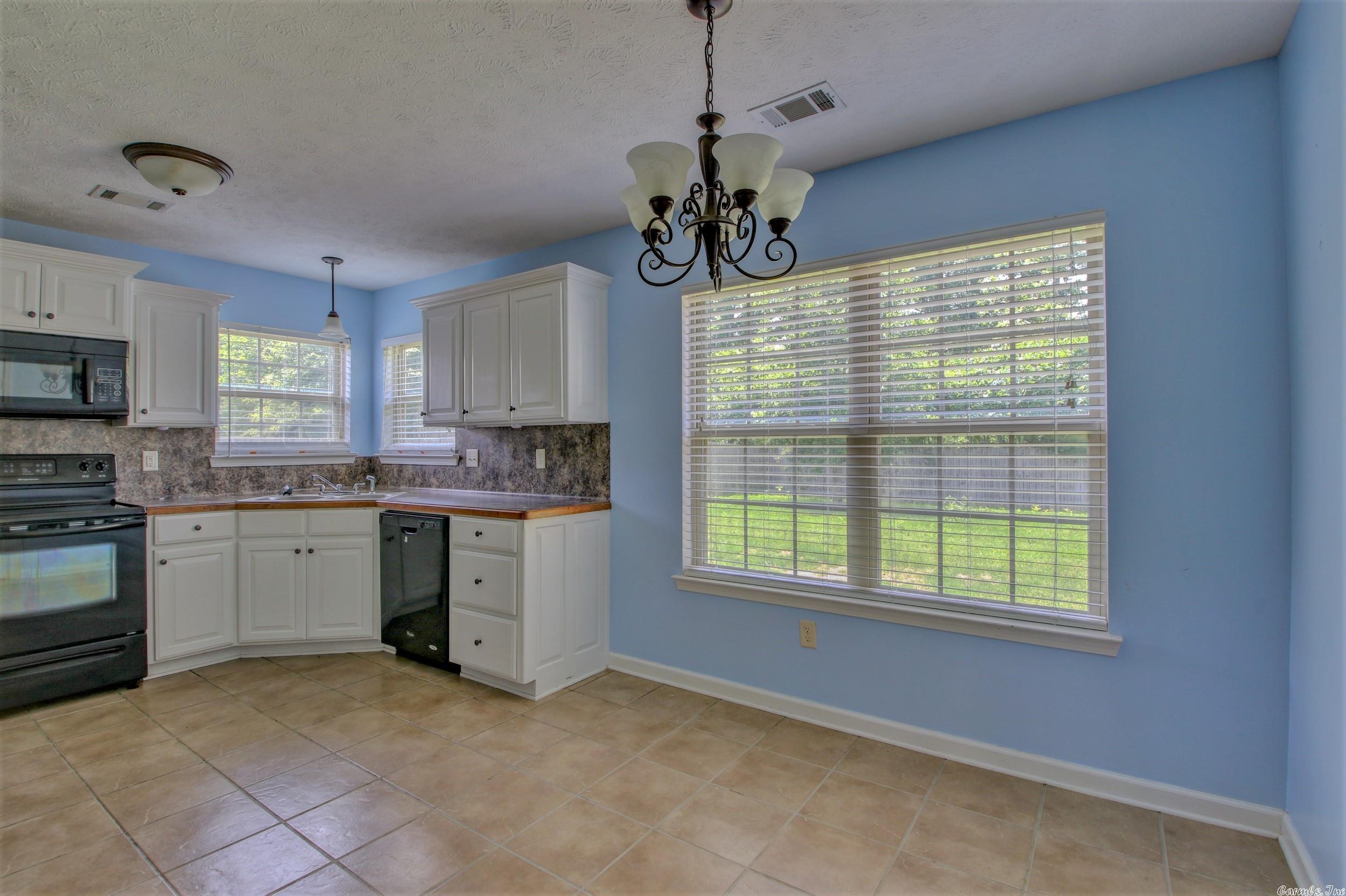 WILLOW LAKE - Residential