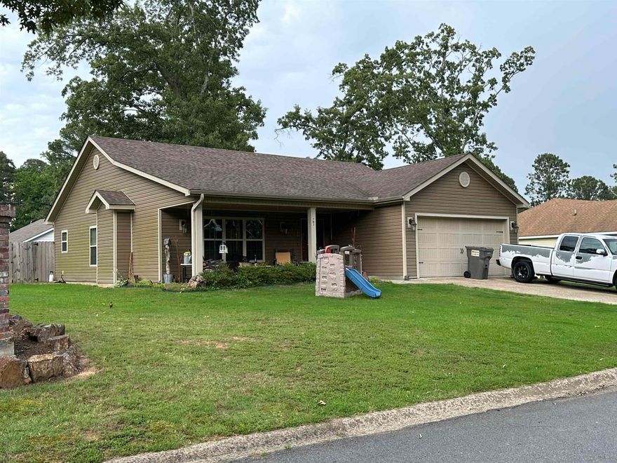 Ready to go! Perfect home in the middle of town. Walk through the front door into the large living and kitchen combo. Todays open feel. Spacious back yard for all type of play. Corner lot. Benton Schools. Agents, contact agent directly by call/text for showings. Tenant occupied. Home will be vacant week of 7/17. No showings after 4:00pm. Home has been investment property. No disclosure available. Survey/Plat attached for reference purposes only.
