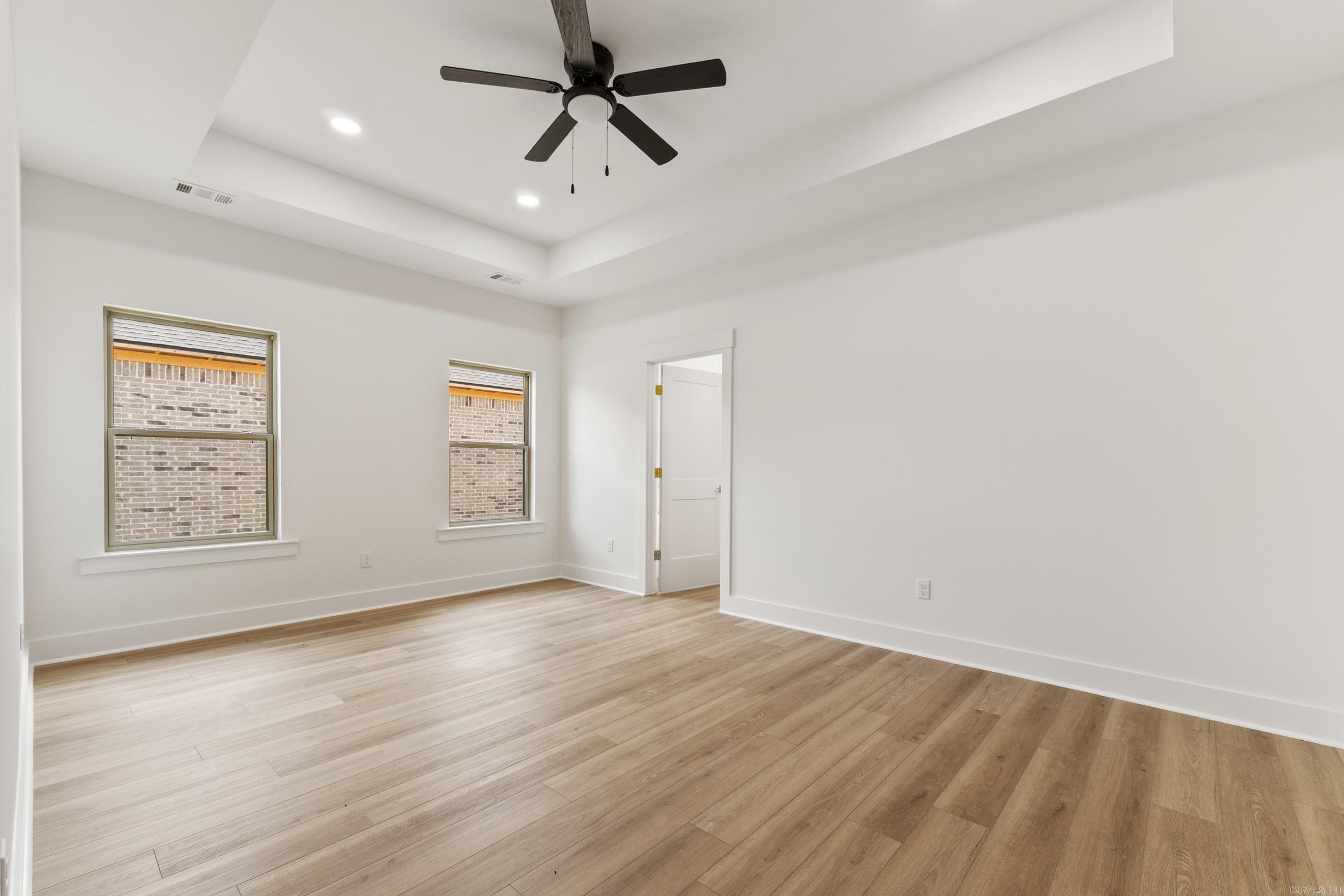 EAST MEADOW - Residential