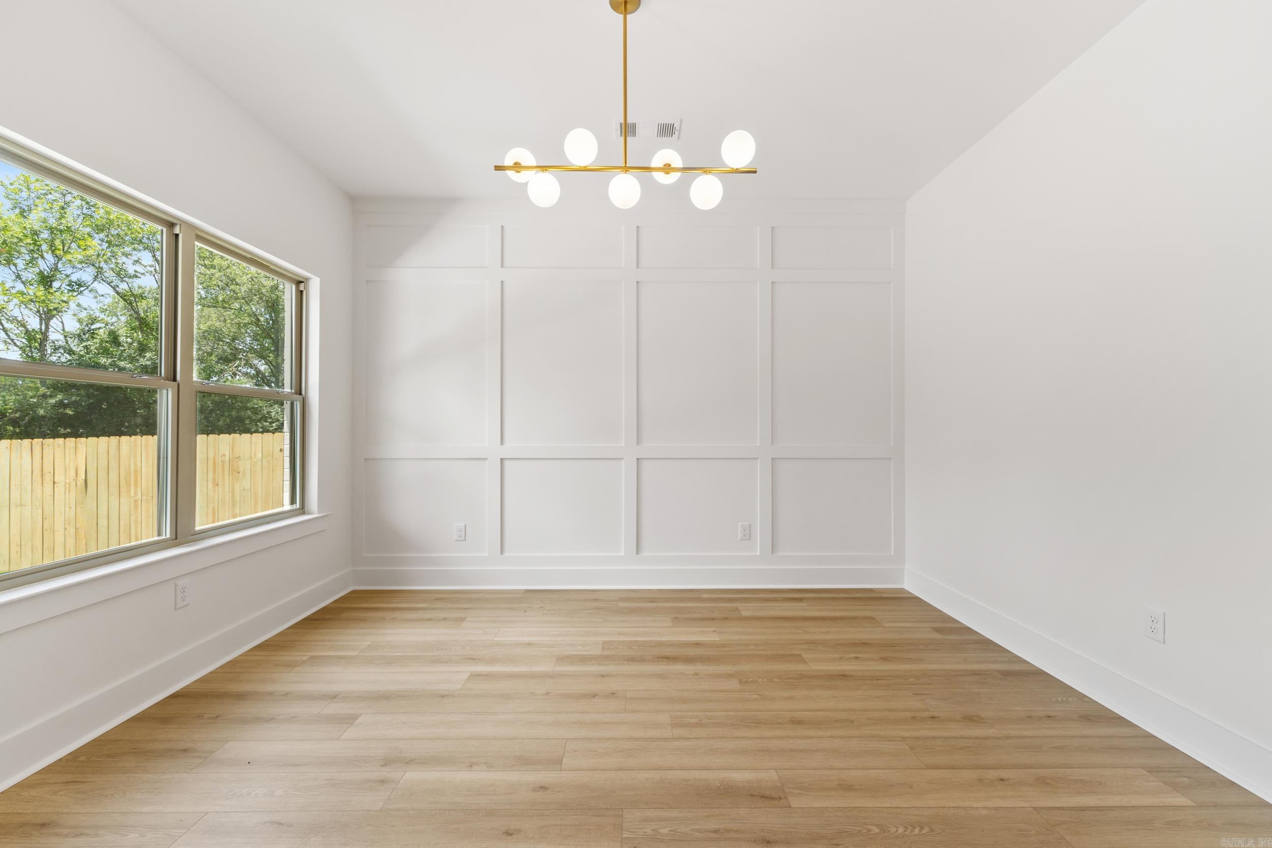 EAST MEADOW - Residential