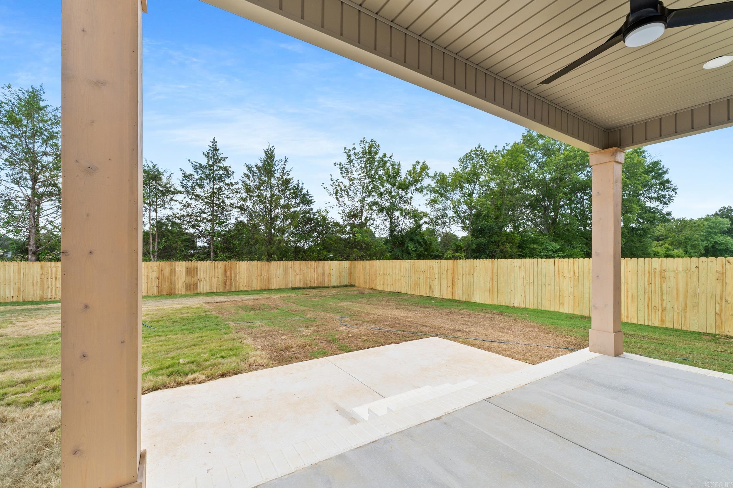 EAST MEADOW - Residential