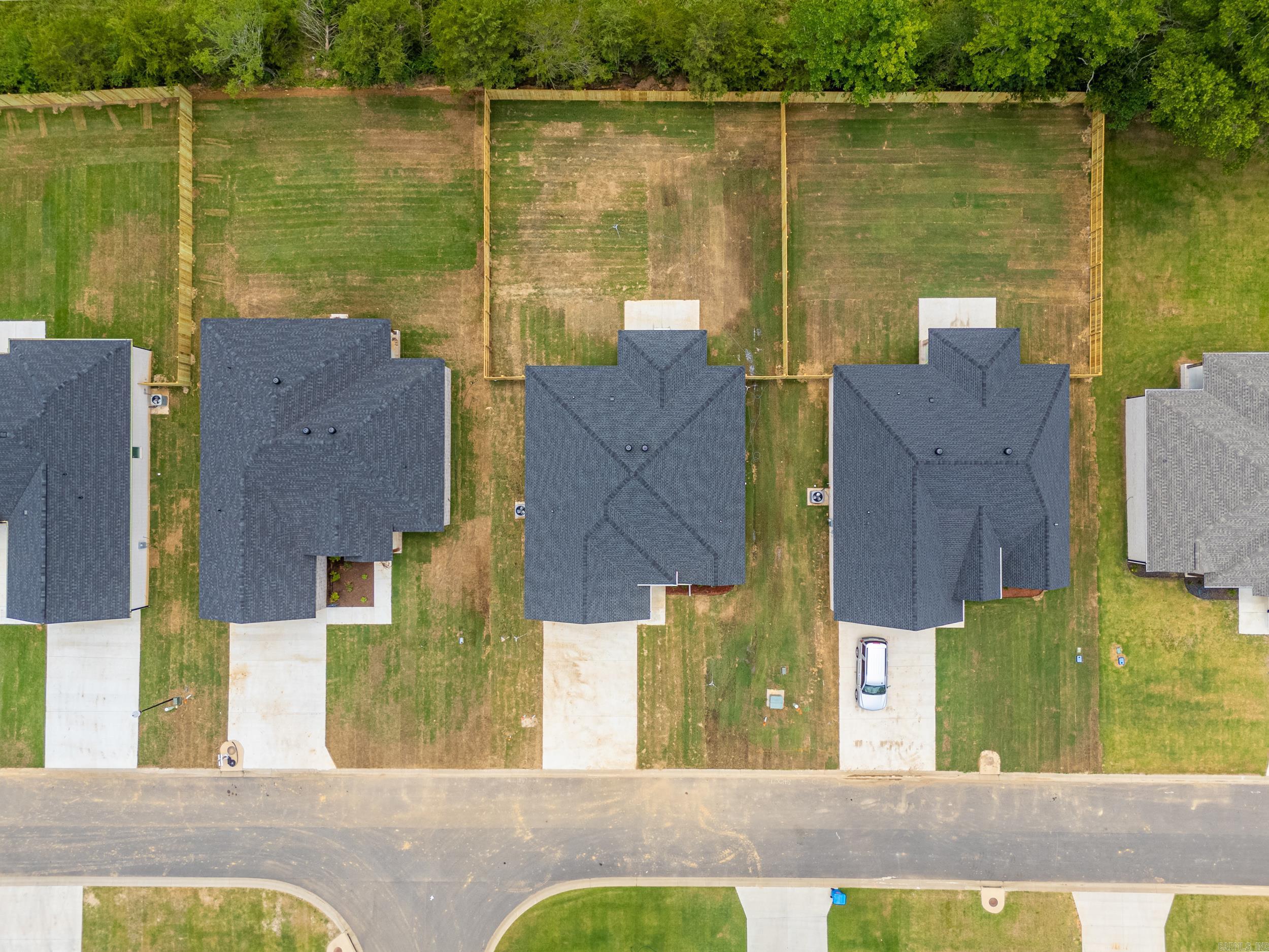 EAST MEADOW - Residential