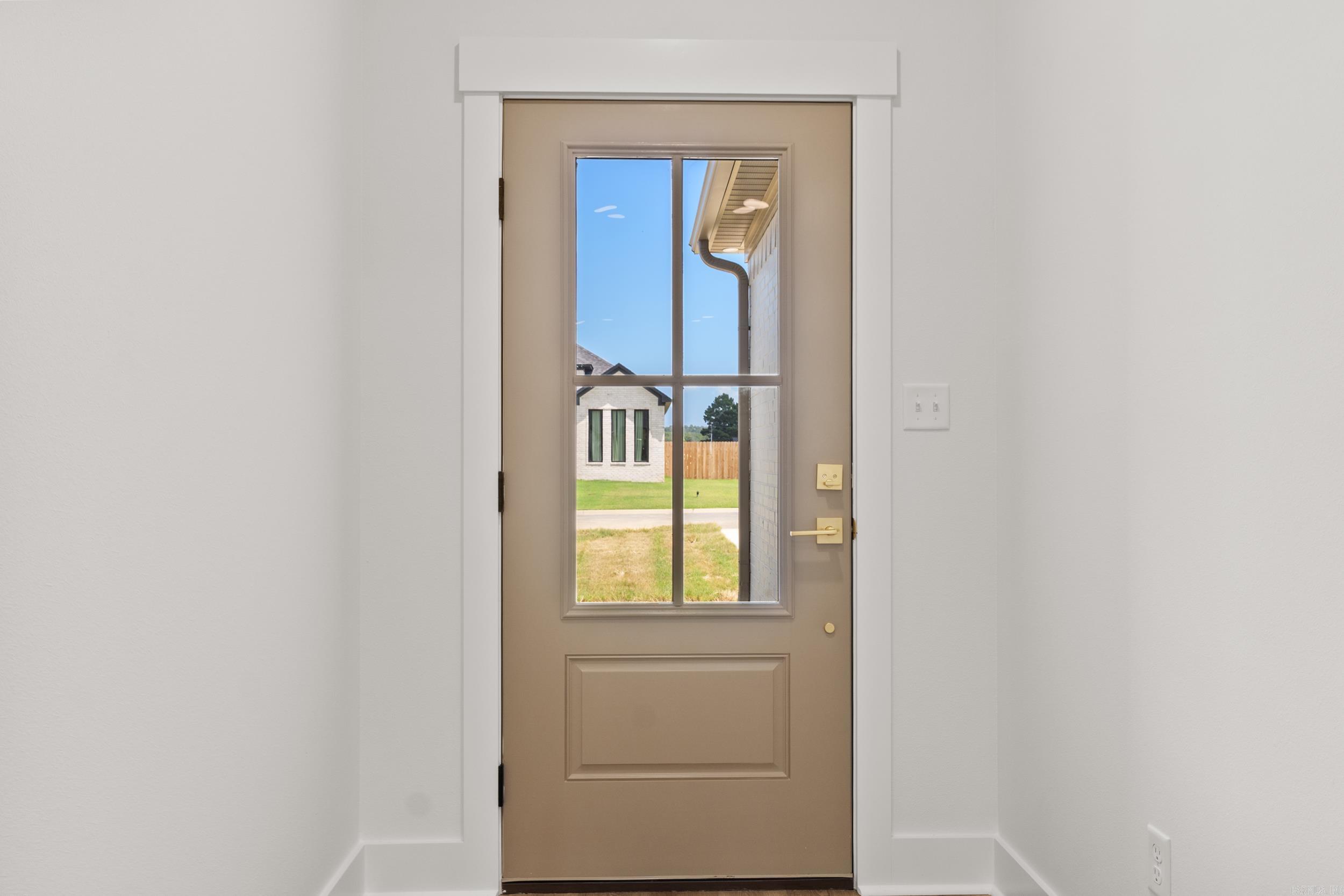 EAST MEADOW - Residential