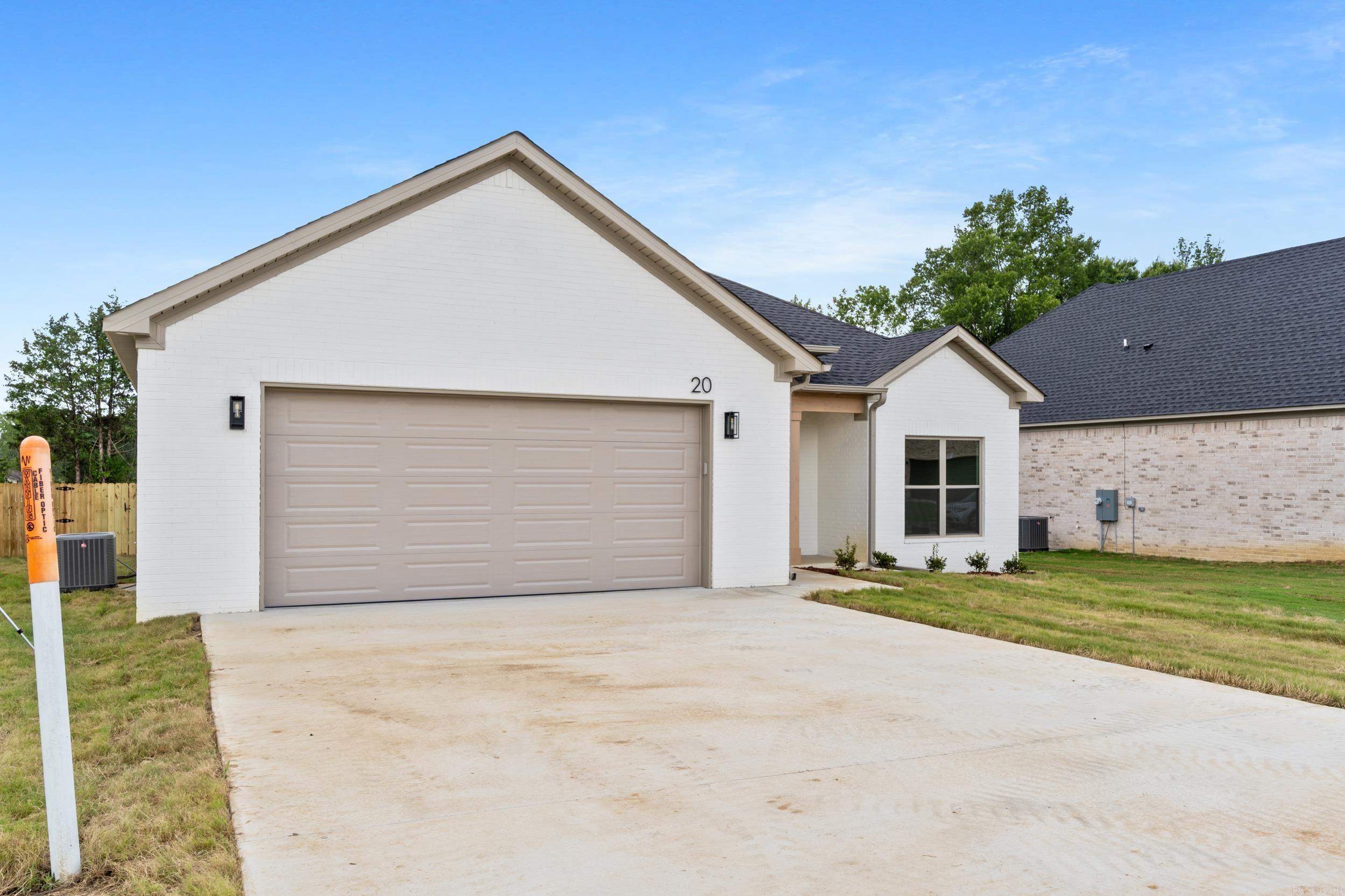 EAST MEADOW - Residential