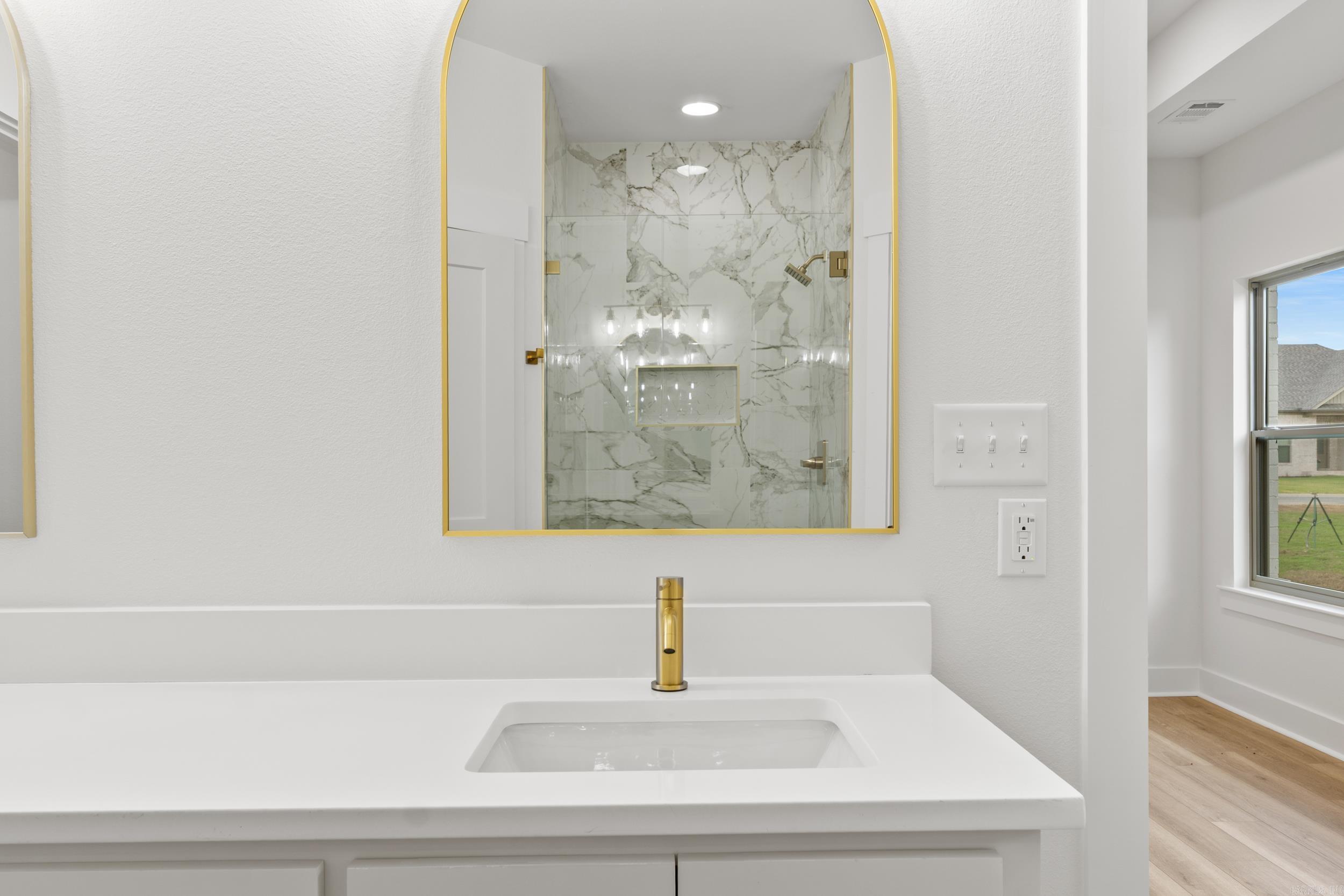 EAST MEADOW - Residential