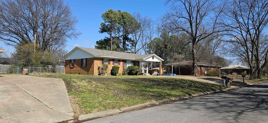 REAL ESTATE AUCTION - 24 INCOME PRODUCING HOME RENTALS IN WYNNE, AR - FRI. MAY 2, 10AM - ATTENTION Investors and homebuyers! Join us for this live real estate auction being held at the Fire Station in Wynne, AR (1111 Falls Blvd N, Wynne, AR 72396) on Friday, May 2nd at 10am. Here's your chance to purchase turnkey, income producing homes. For a list of all twenty-four properties or additional details contact the listing agent. Rent rolls are available upon request.  238 Crabb Lane, Wynne, AR • 3BR/1.5BA • 1133 sq ft • Year built: 1971 • Roof: New 2021 • Monthly rent being collected: $750 • Rental contract: 3/20/21 - MONTHLY   TERMS FOR THE REAL ESTATE AUCTION:  • Must Have Proof of Availability of Funds to Register. • 10% Buyer's Premium added to bidder’s final purchase price. • Closing in 30 Days. • Sold AS IS, WHERE IS. • No Contingencies. • No Exceptions Will Be Made. • Earnest Money in The Amount of 10% - Preferably in the Form of a Cashier’s Check - Payable to Thomas Blackmon Realty - Due Day of the Auction. • Announcements Made Day of the Sale Take Precedence Over Printed Material.