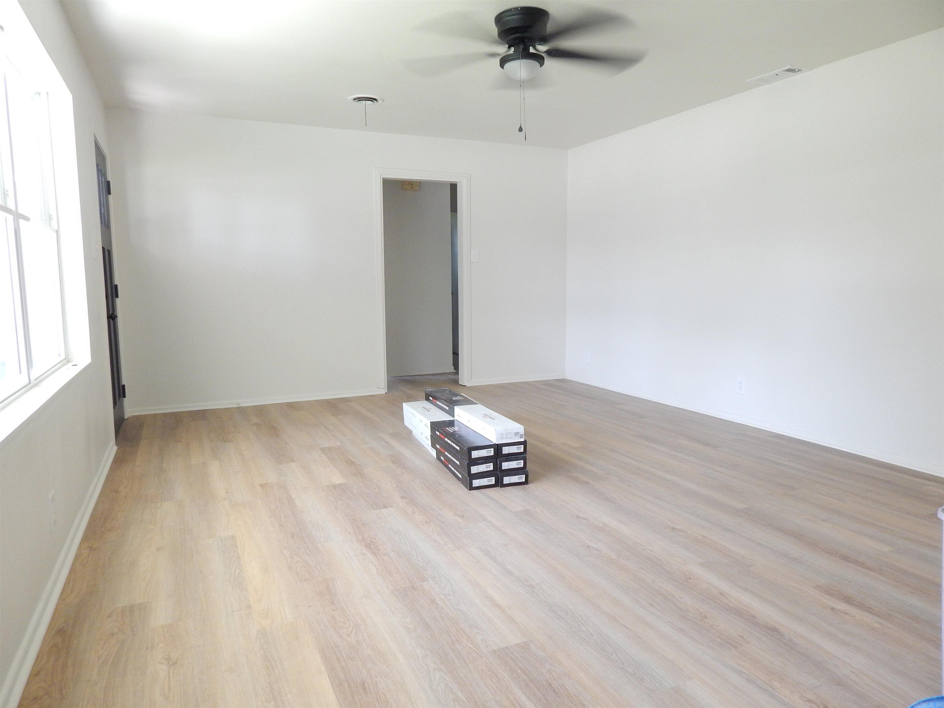 DEERWOOD ADDN - Residential