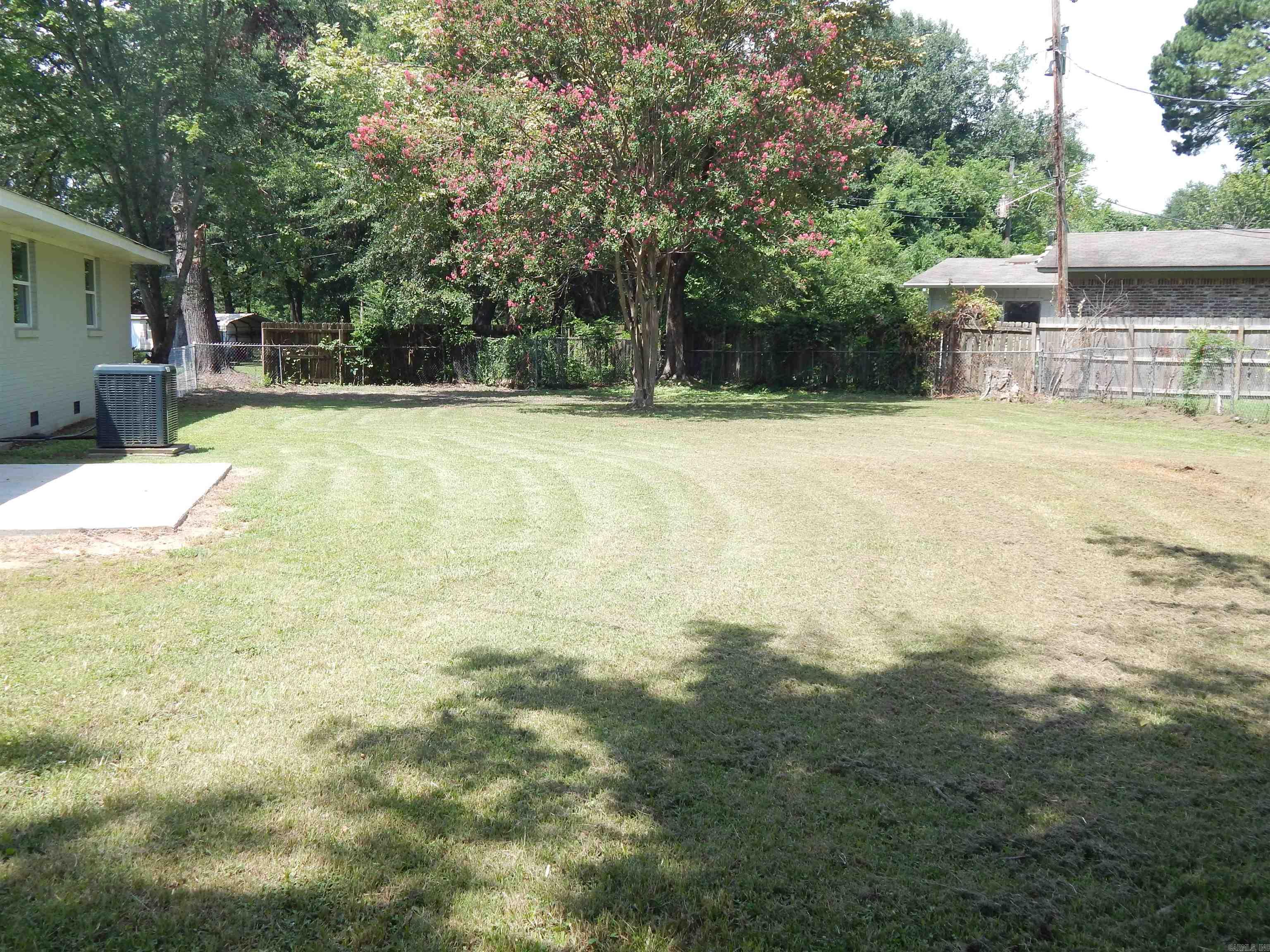 DEERWOOD ADDN - Residential