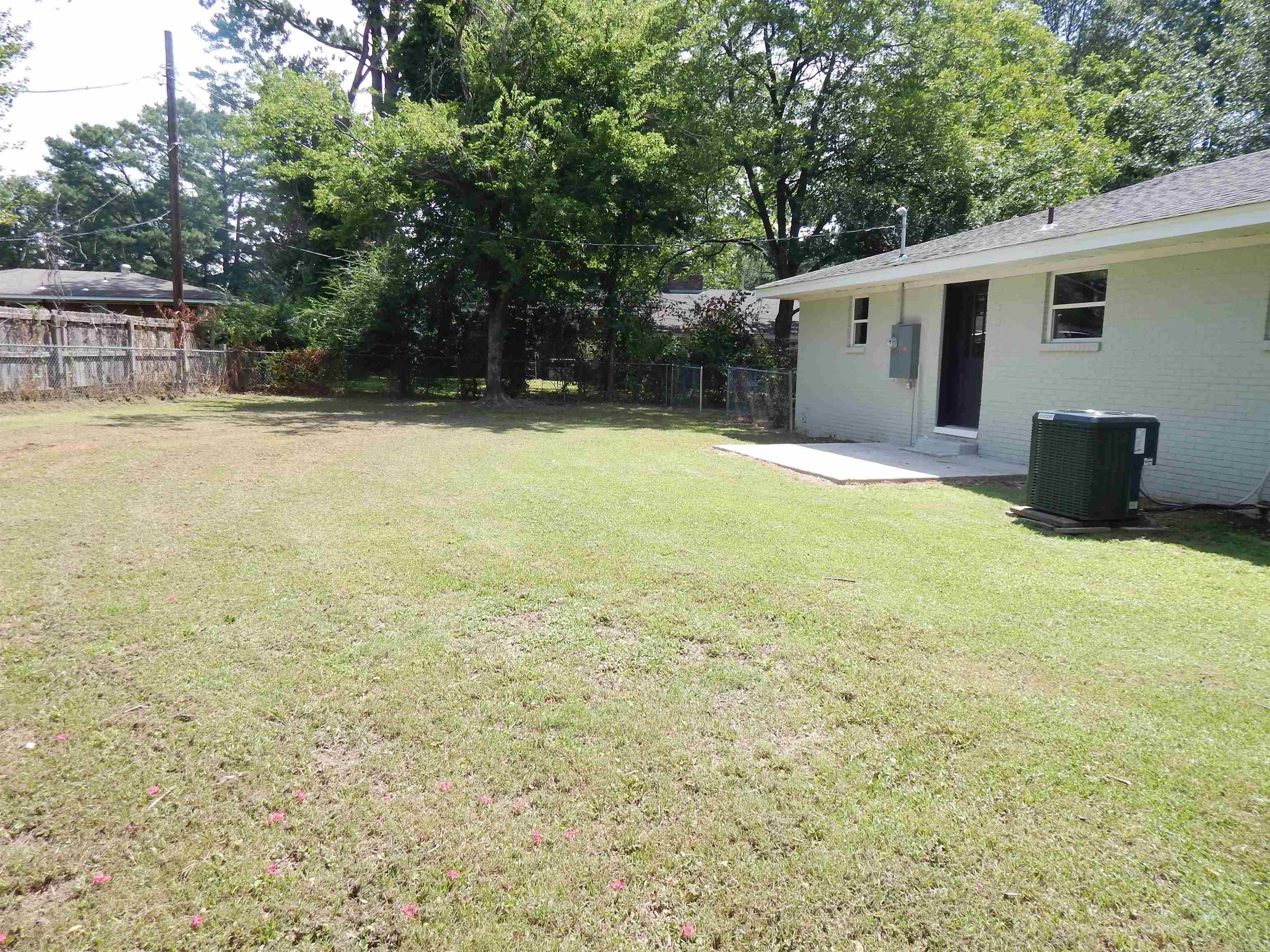 DEERWOOD ADDN - Residential