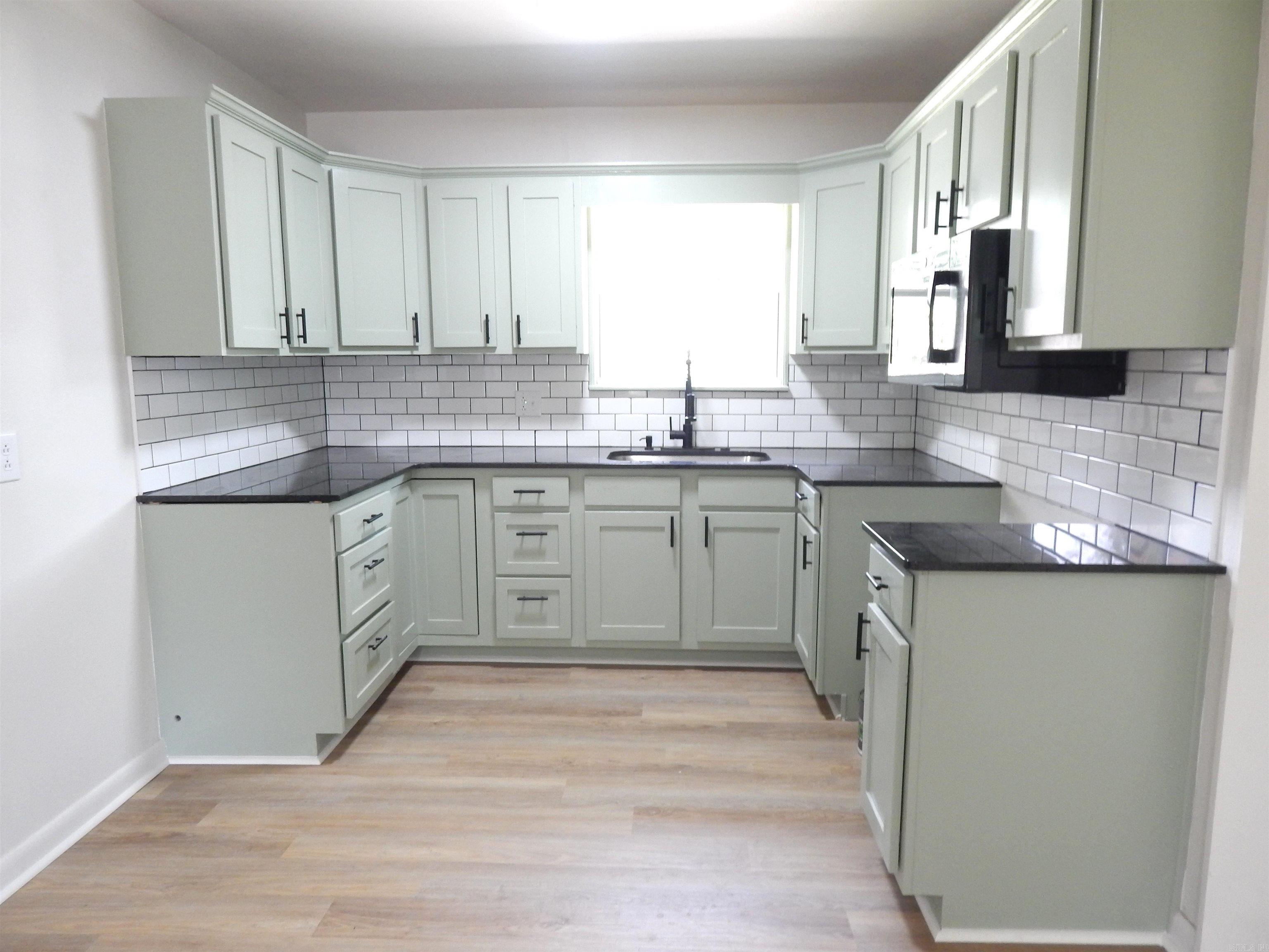 DEERWOOD ADDN - Residential