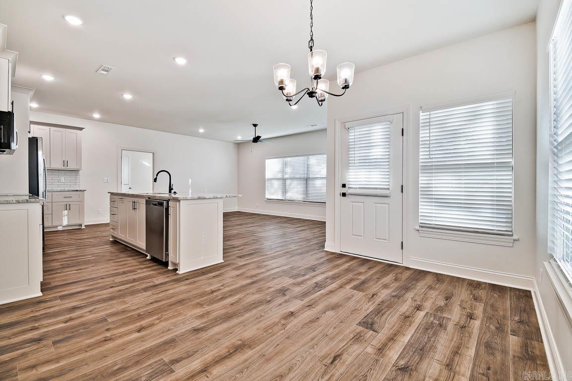 WESTERN HILLS ADD - Residential