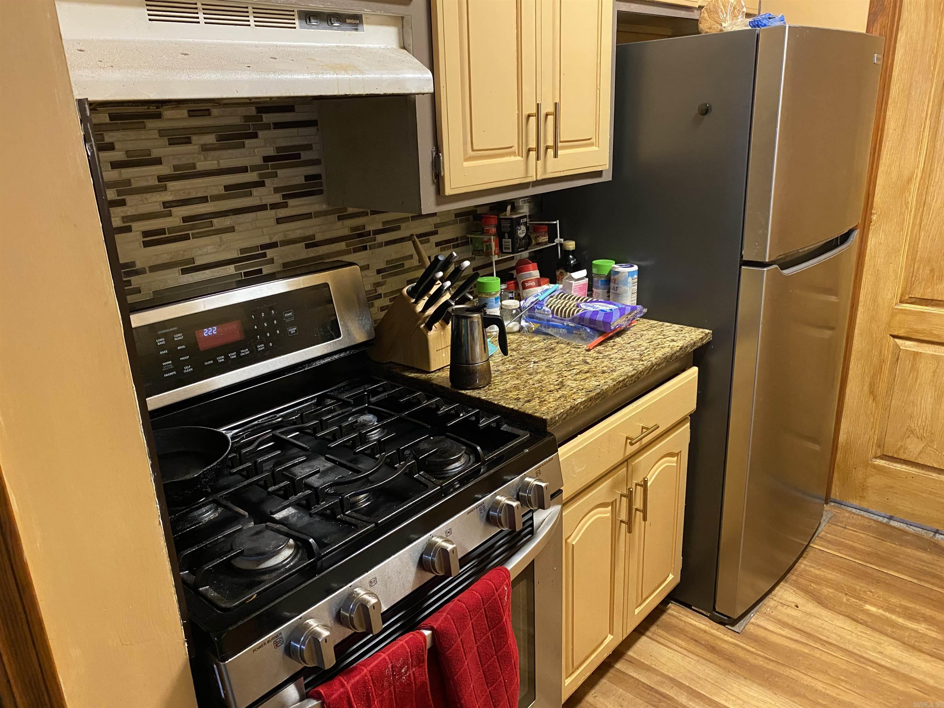 TOMAHAWK VILLAGE - Residential