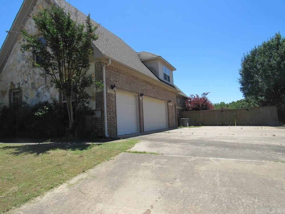 MYSTERY LAKE @ GREYSTONE - Residential