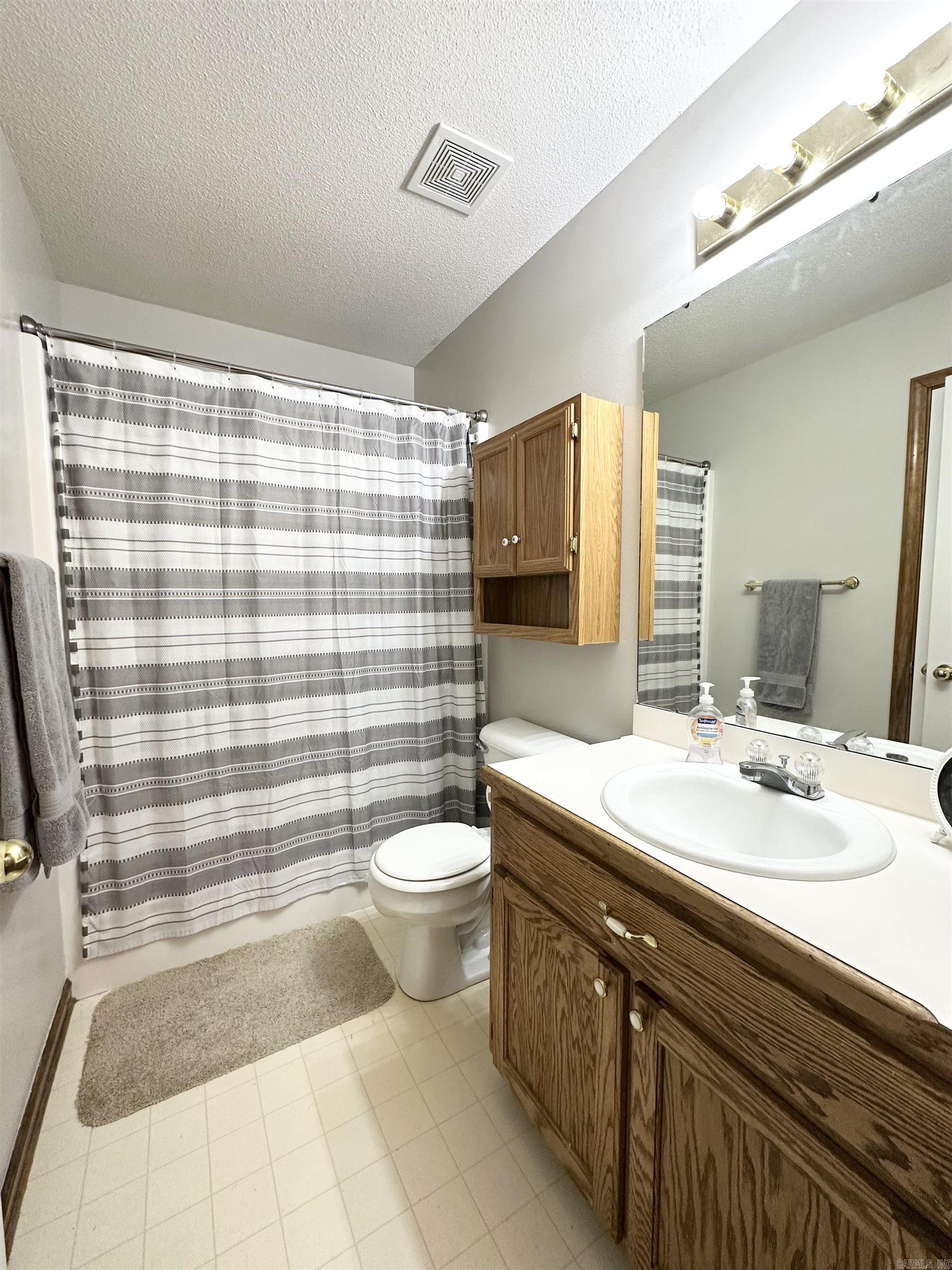 Gray Oaks - Residential