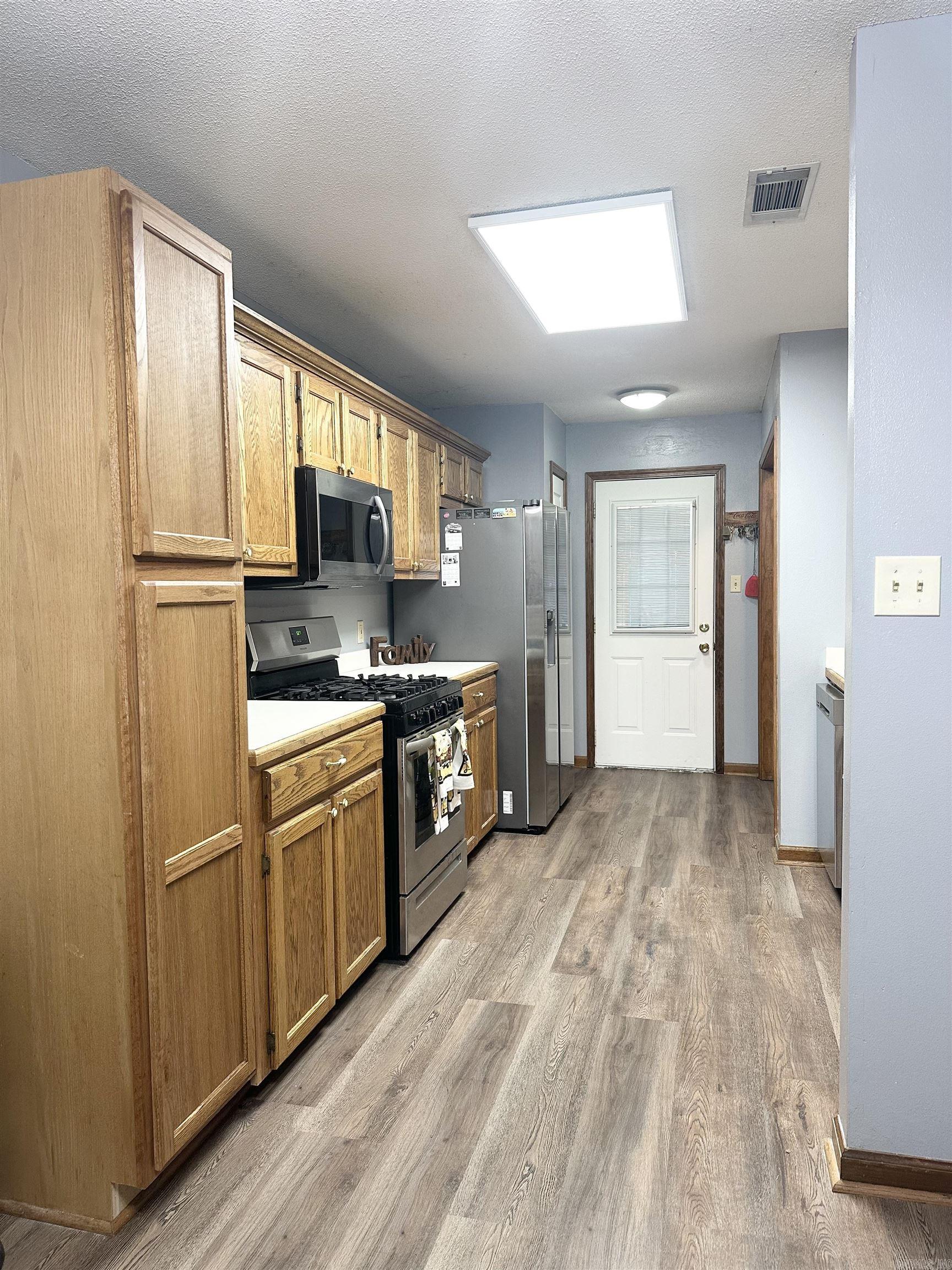 Gray Oaks - Residential