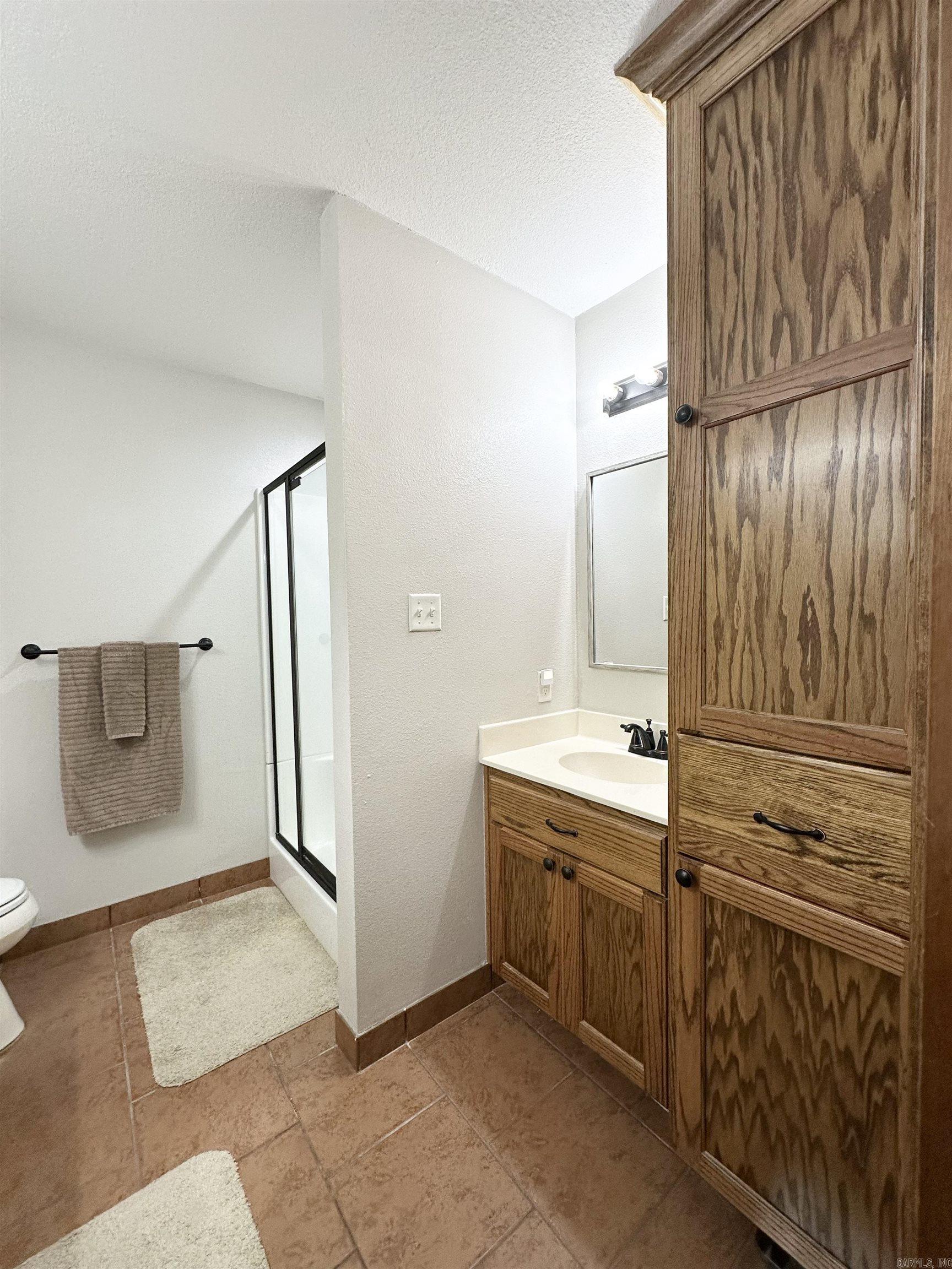 Gray Oaks - Residential