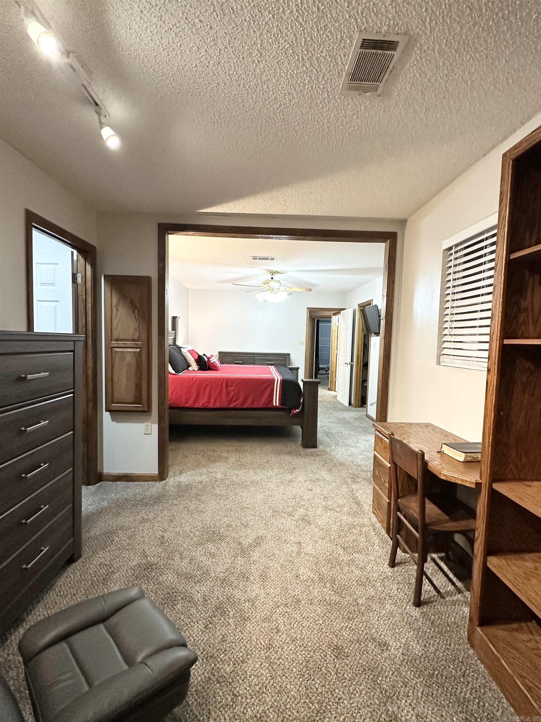 Gray Oaks - Residential