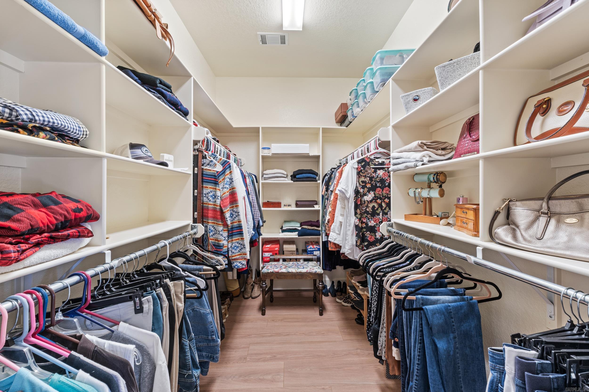 CHAPEL CREEK - Residential