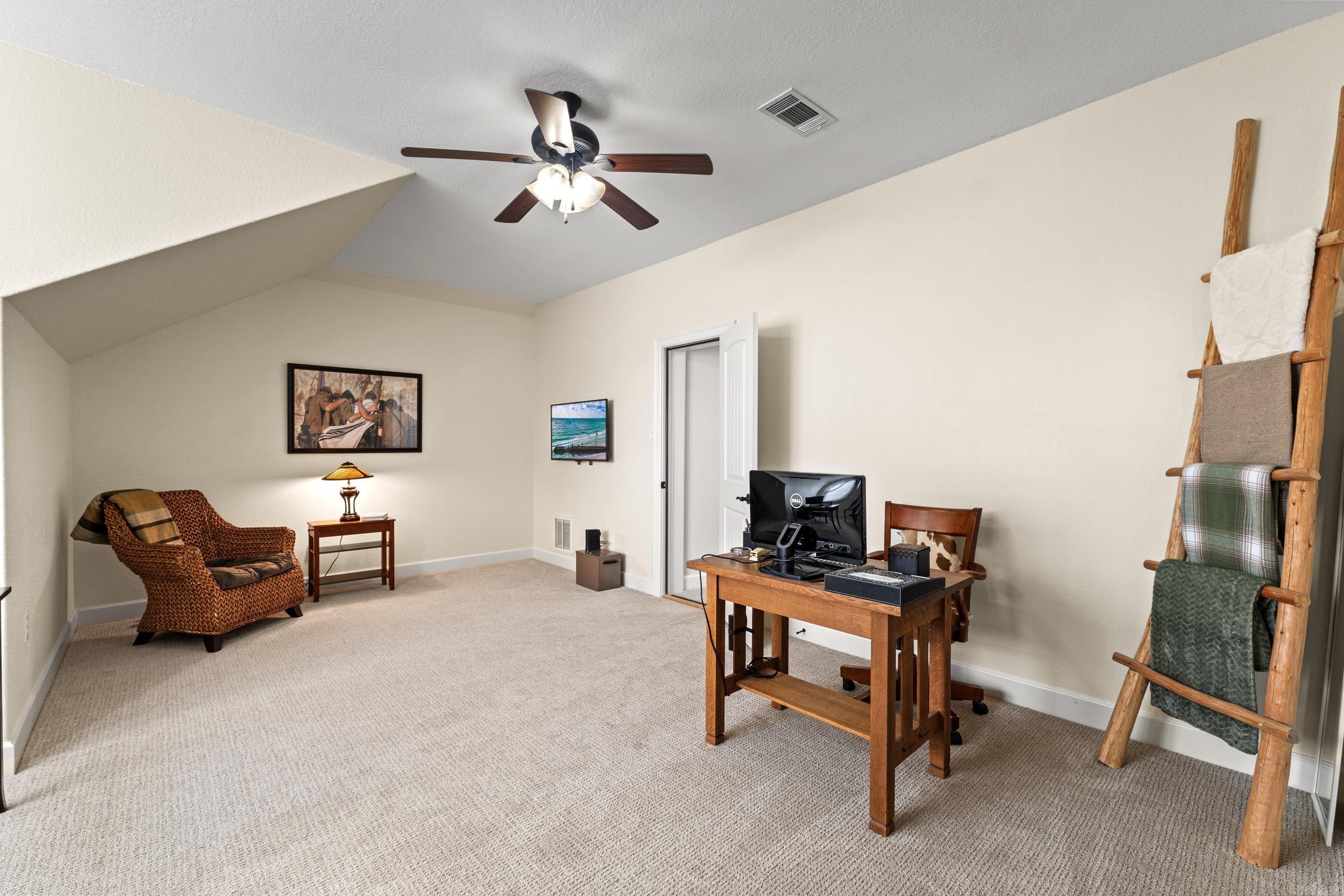 CHAPEL CREEK - Residential