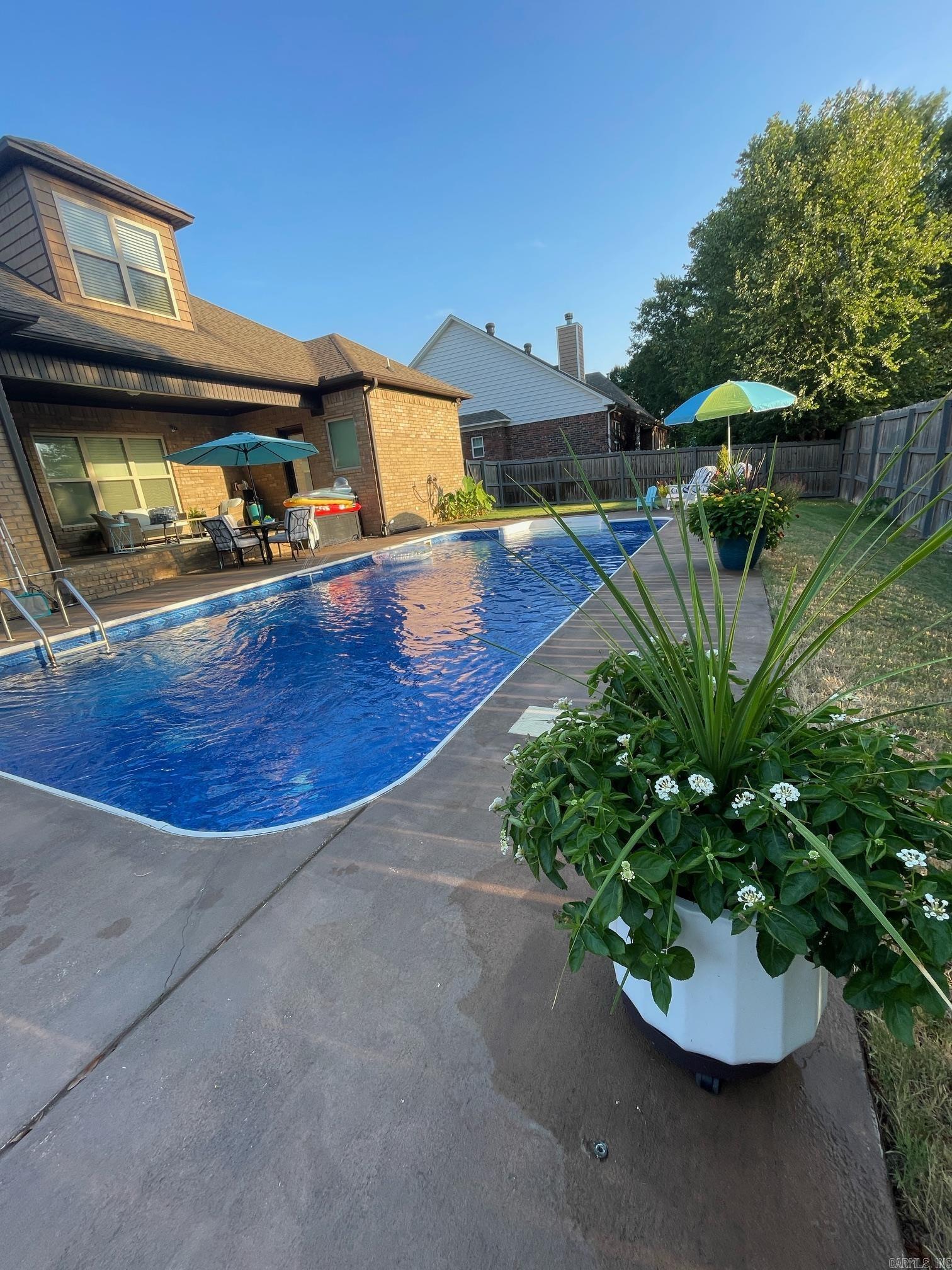 CHAPEL CREEK - Residential