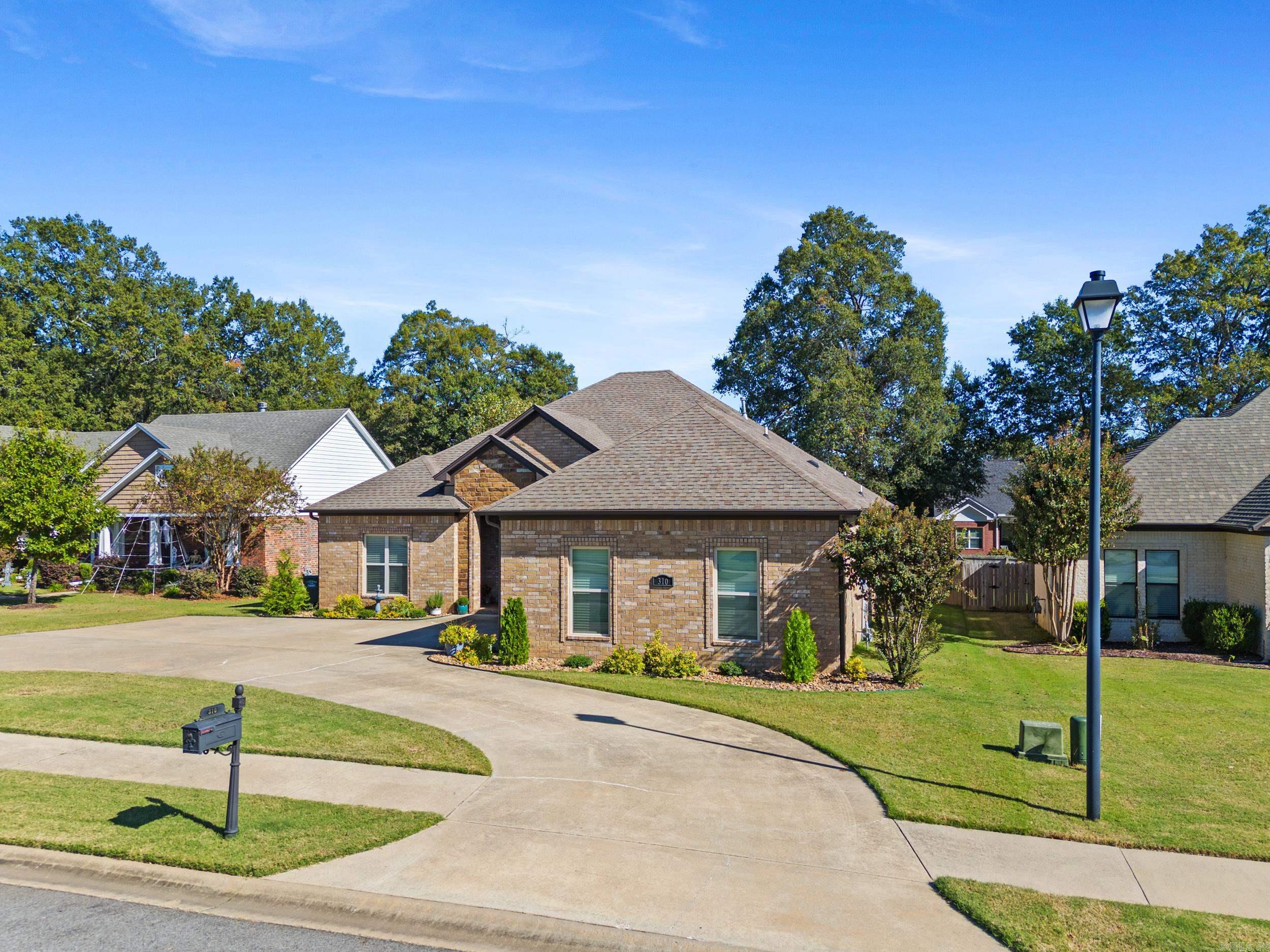 CHAPEL CREEK - Residential