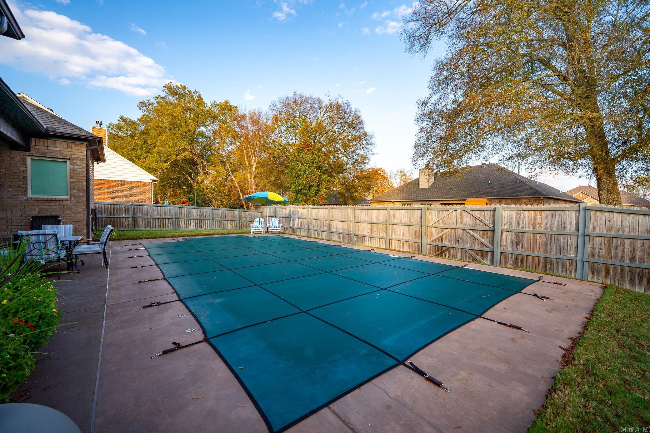 CHAPEL CREEK - Residential