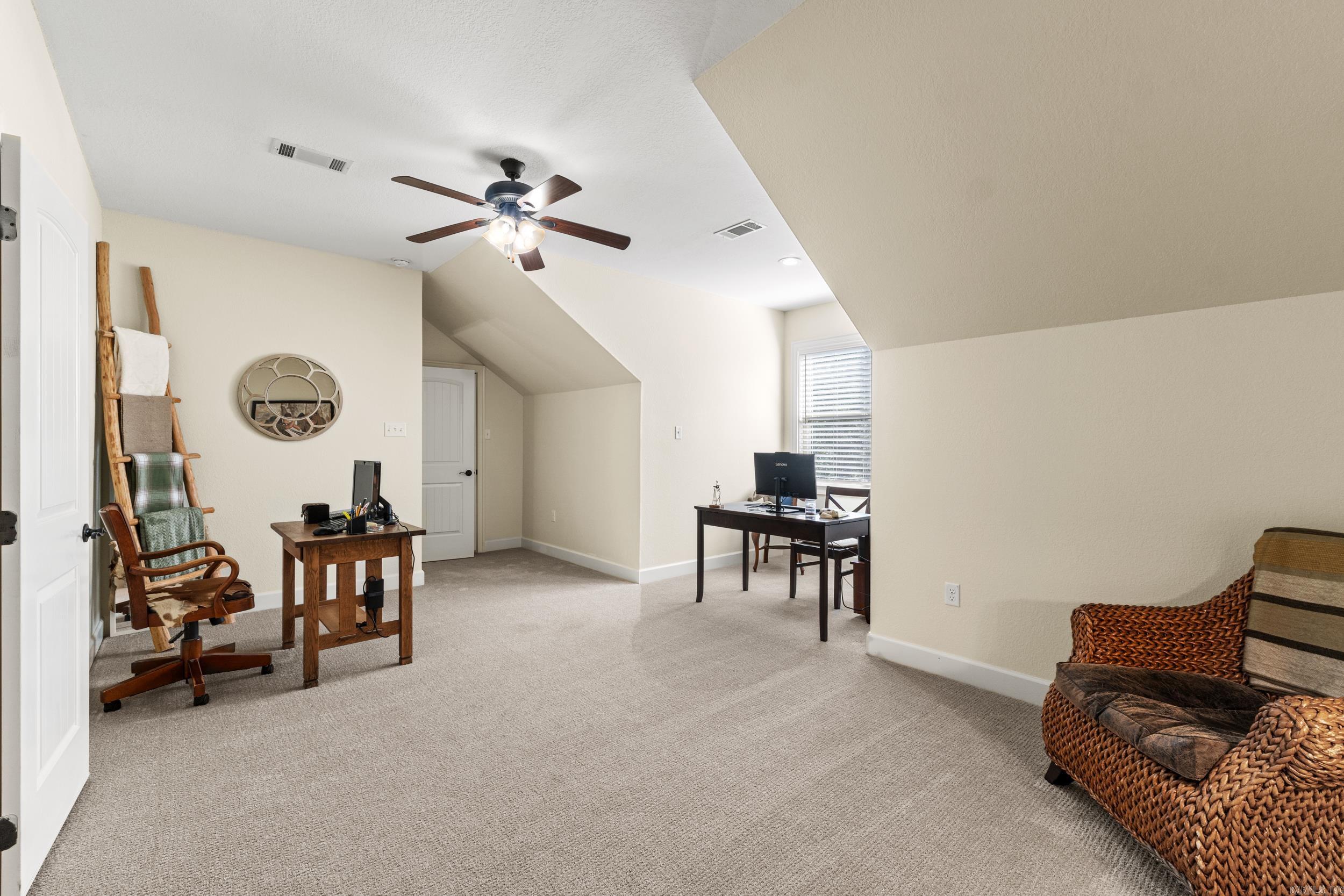 CHAPEL CREEK - Residential