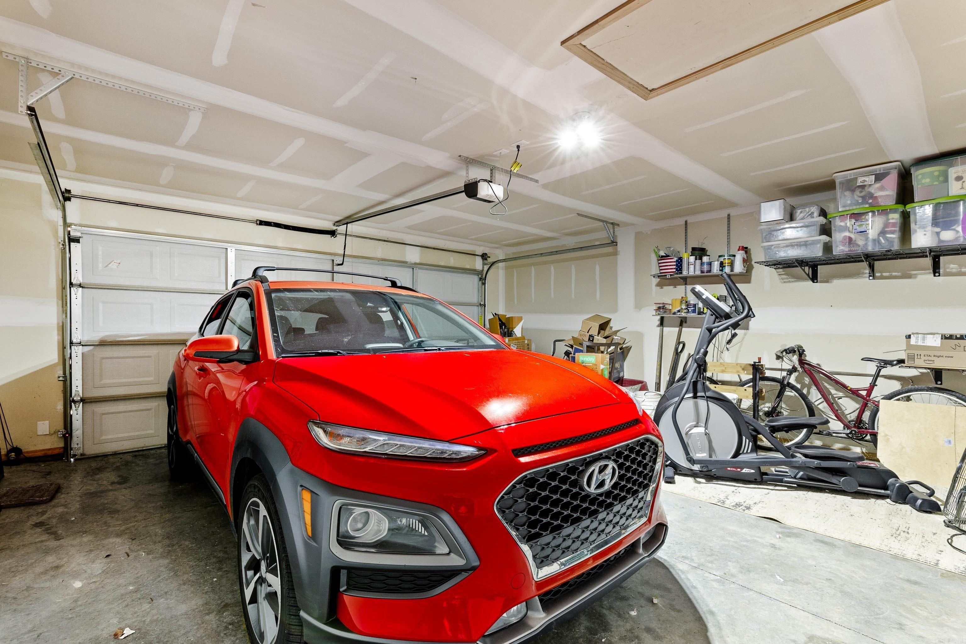 OXFORD VALLEY - Residential