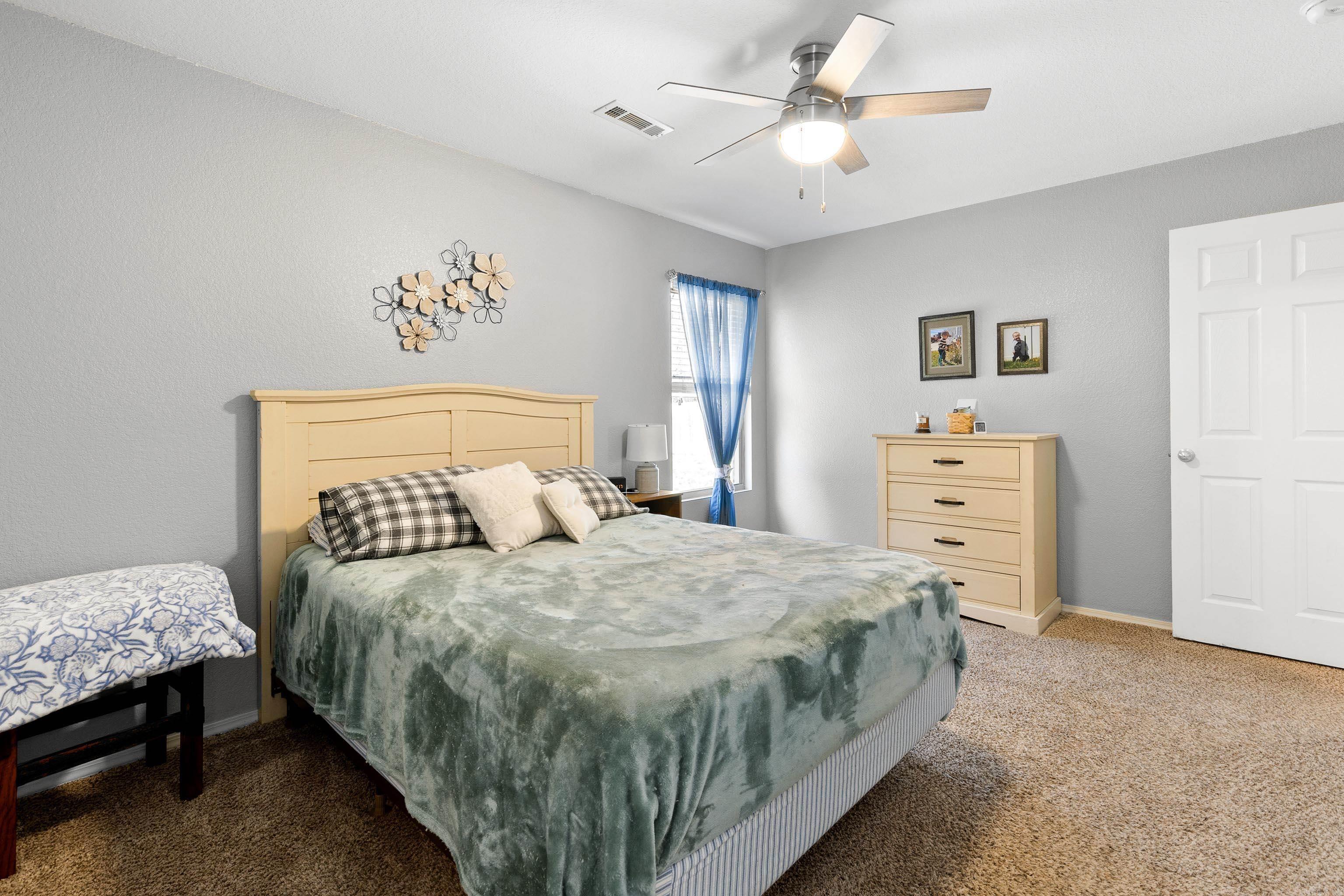 OXFORD VALLEY - Residential