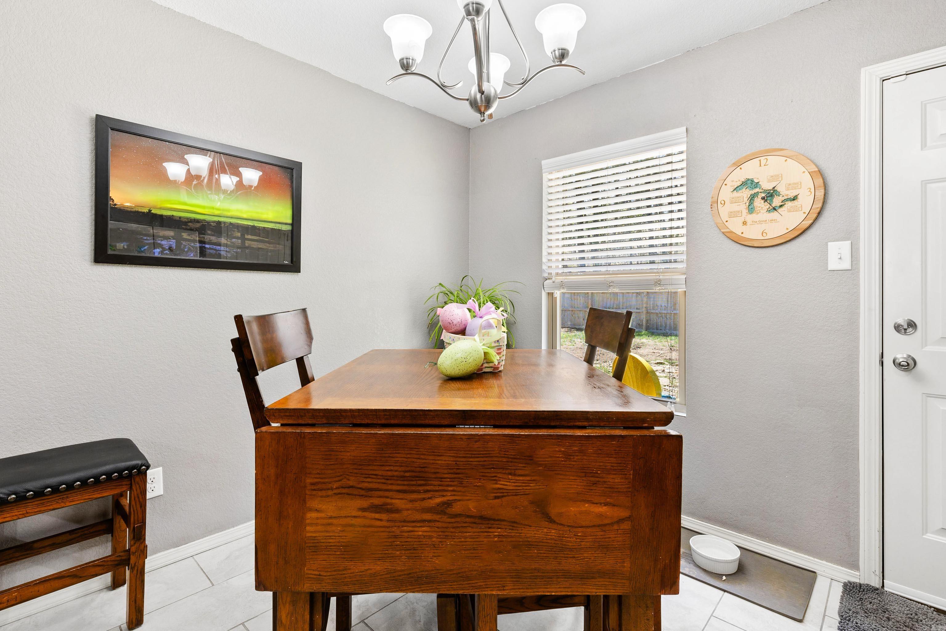 OXFORD VALLEY - Residential