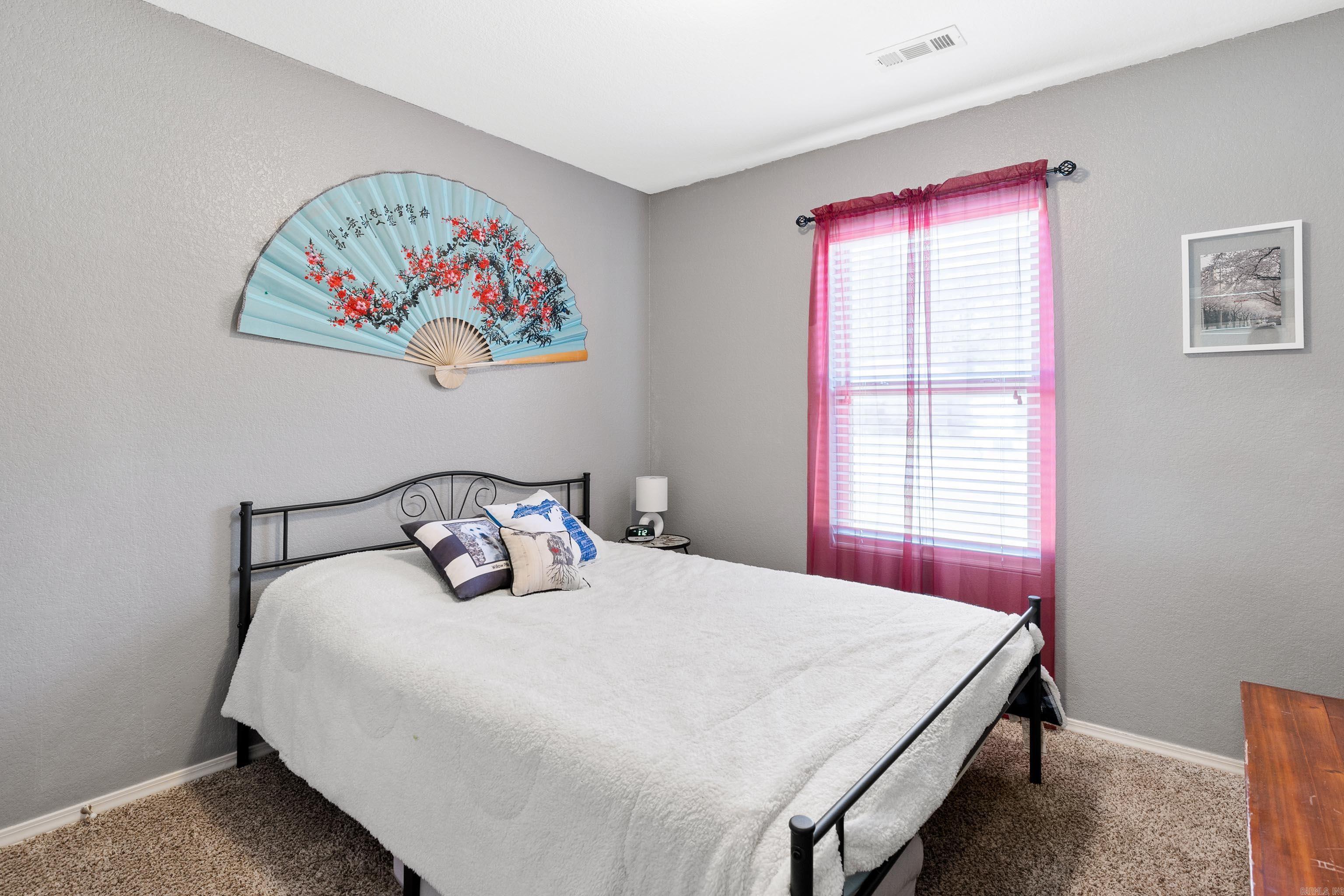 OXFORD VALLEY - Residential