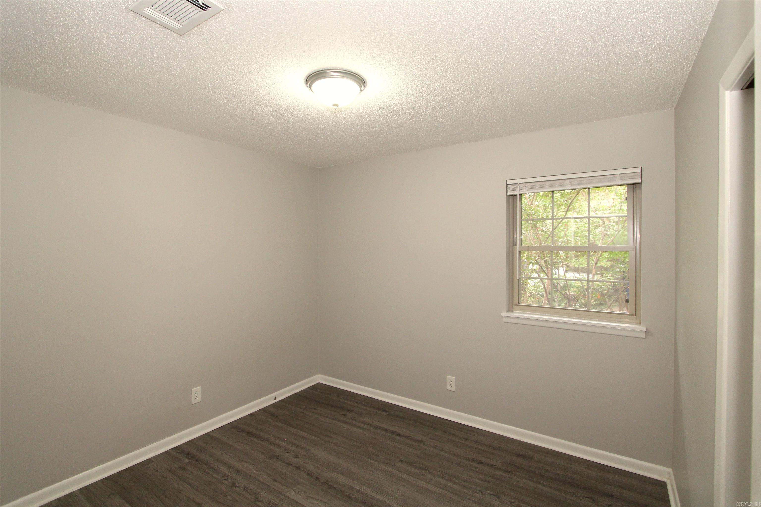 PIKE VIEW - Residential