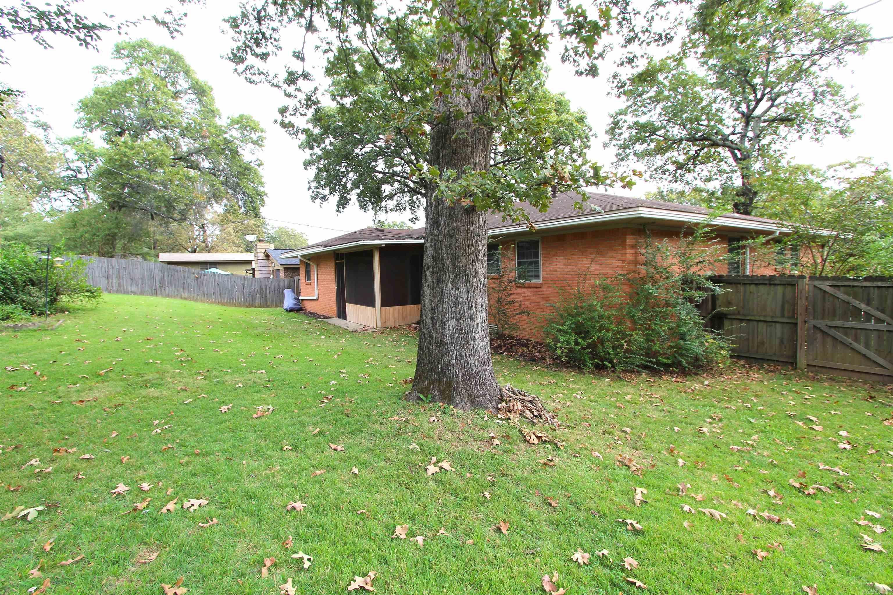 PIKE VIEW - Residential