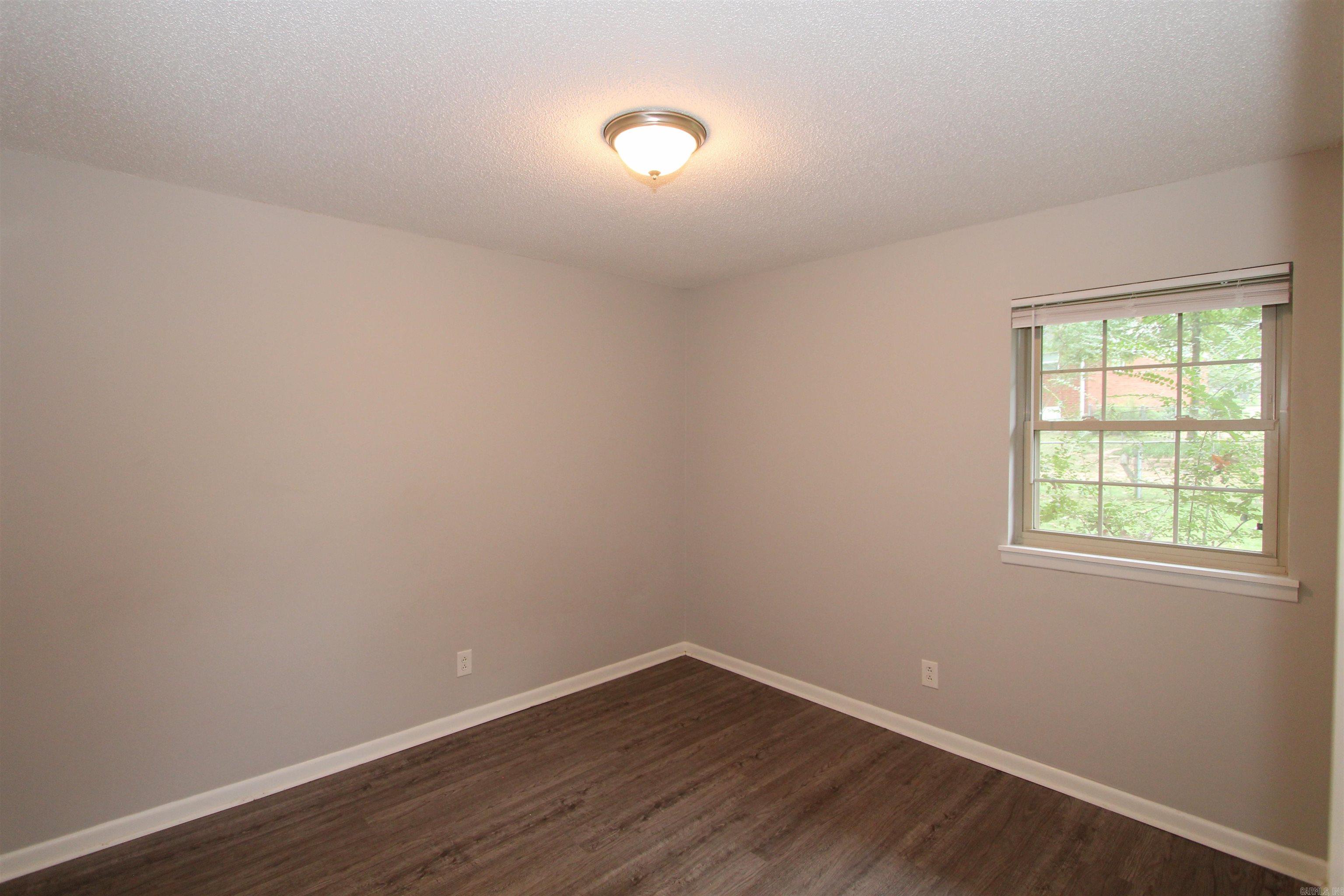 PIKE VIEW - Residential