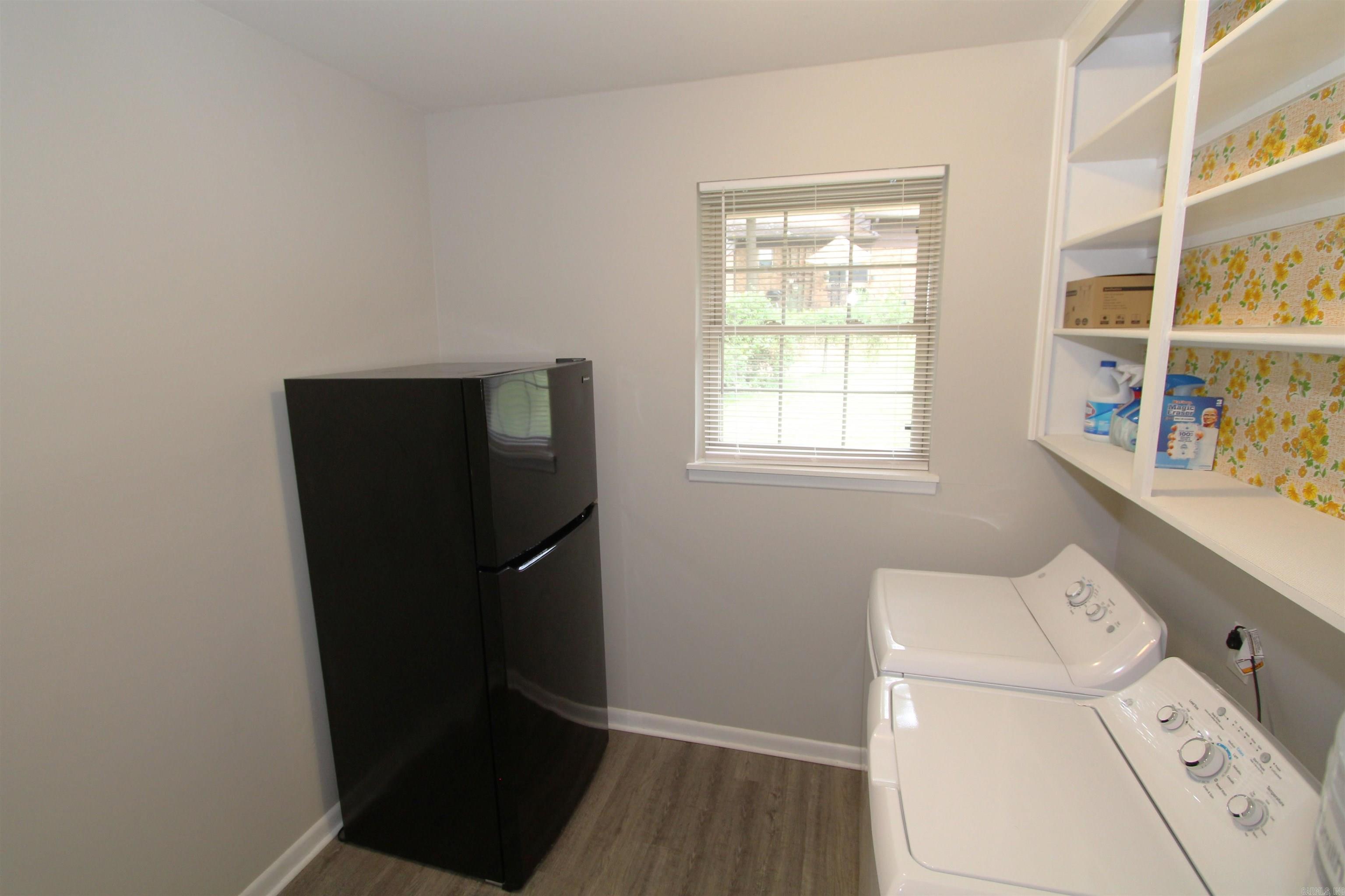 PIKE VIEW - Residential