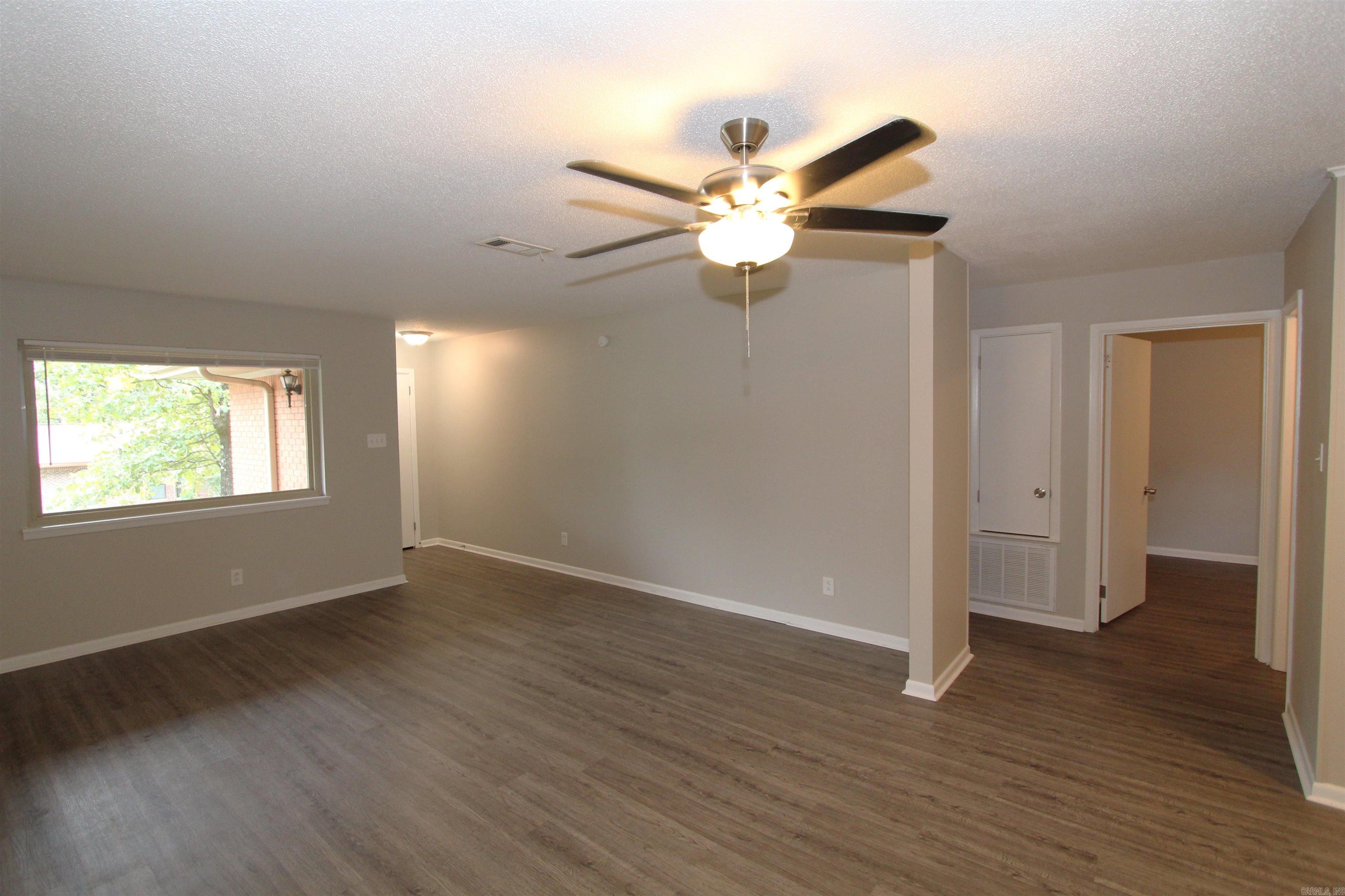 PIKE VIEW - Residential