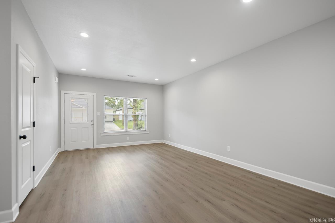 HICKS INTERURBAN - Residential