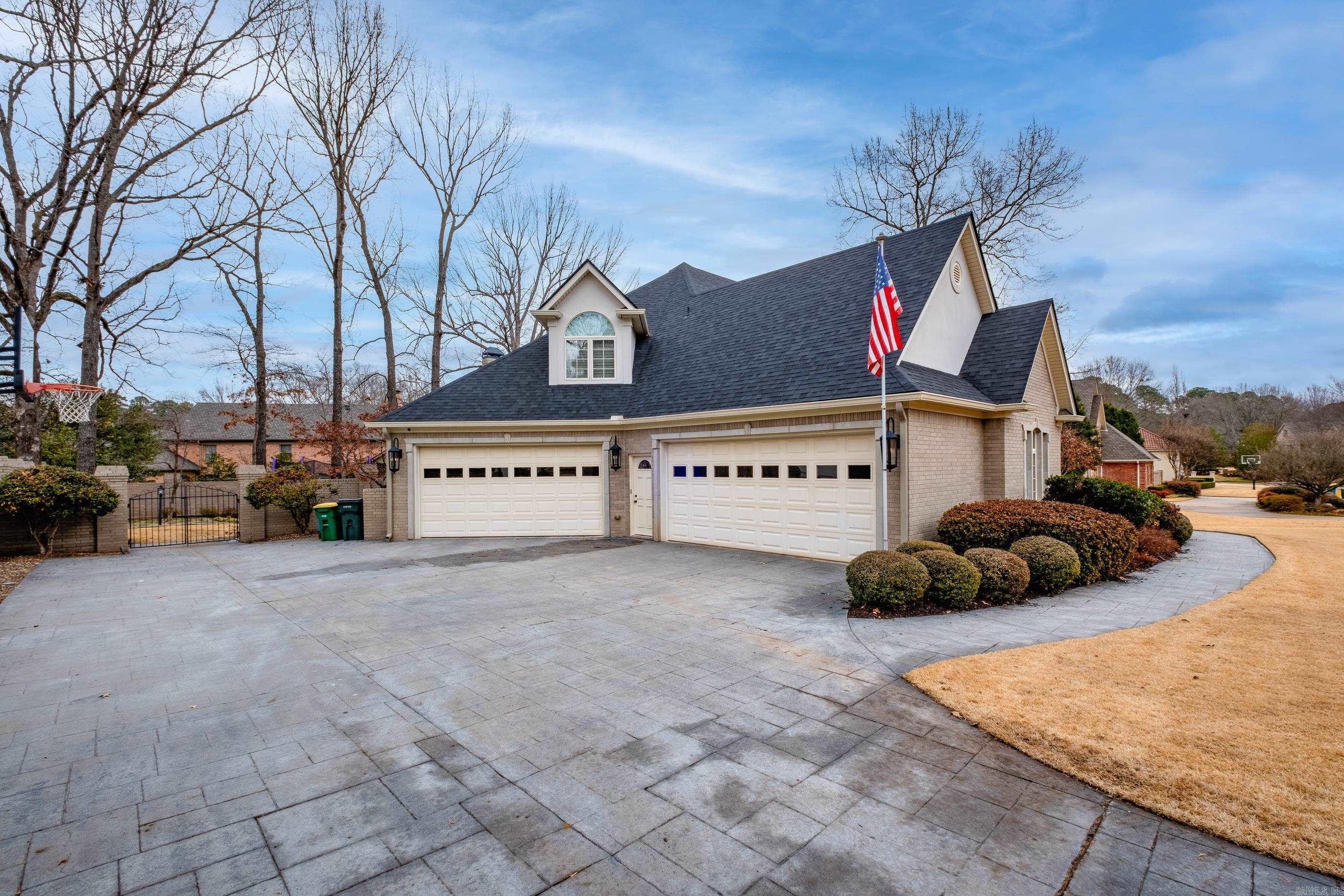 HICKORY CREEK - Residential