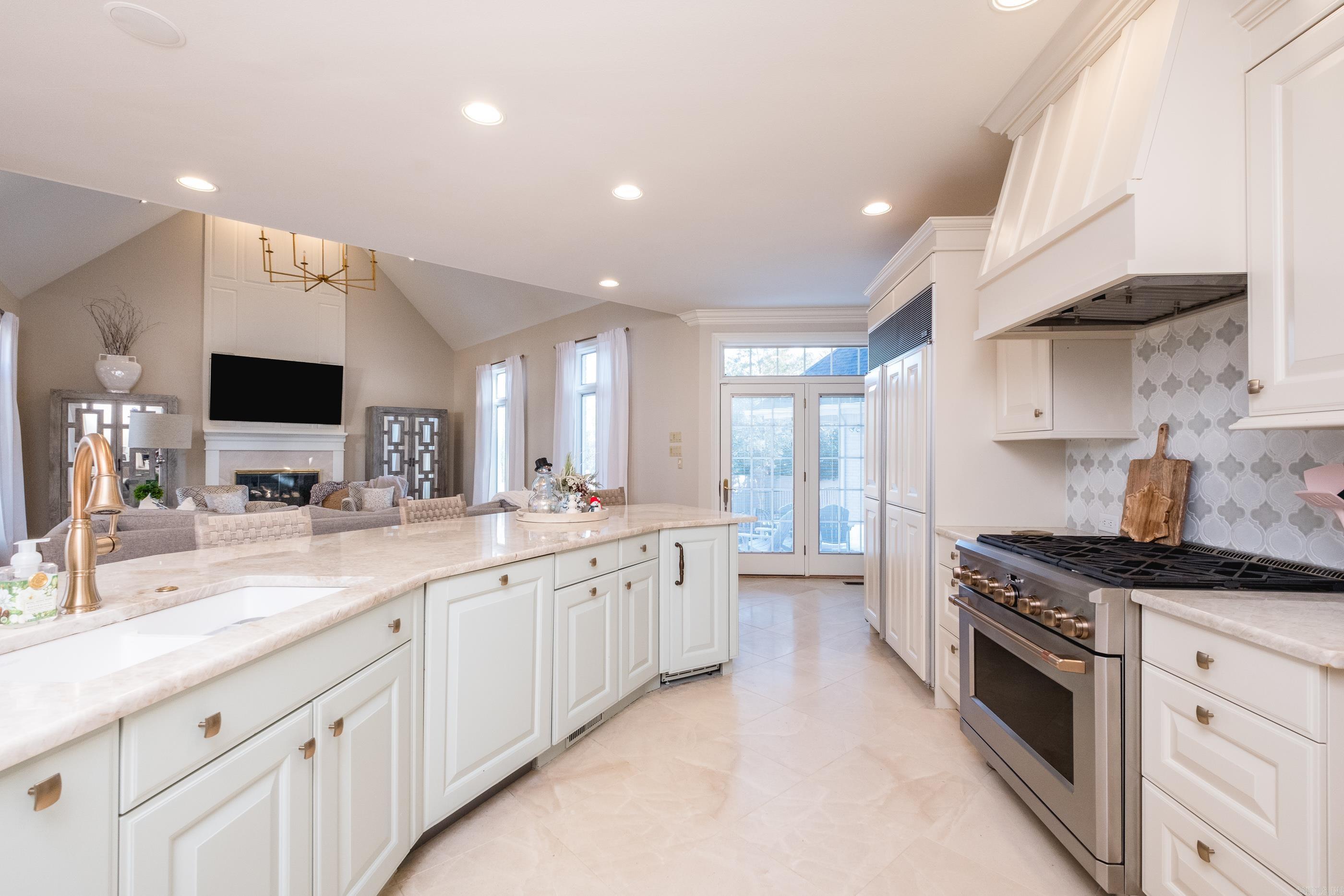 HICKORY CREEK - Residential