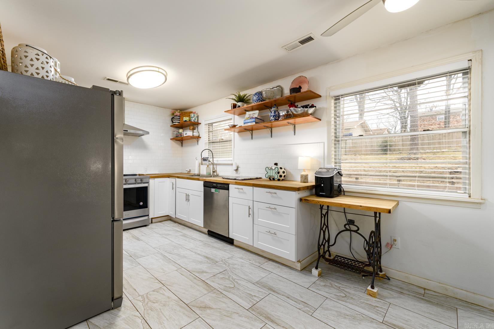 TREASURE HILL - Residential