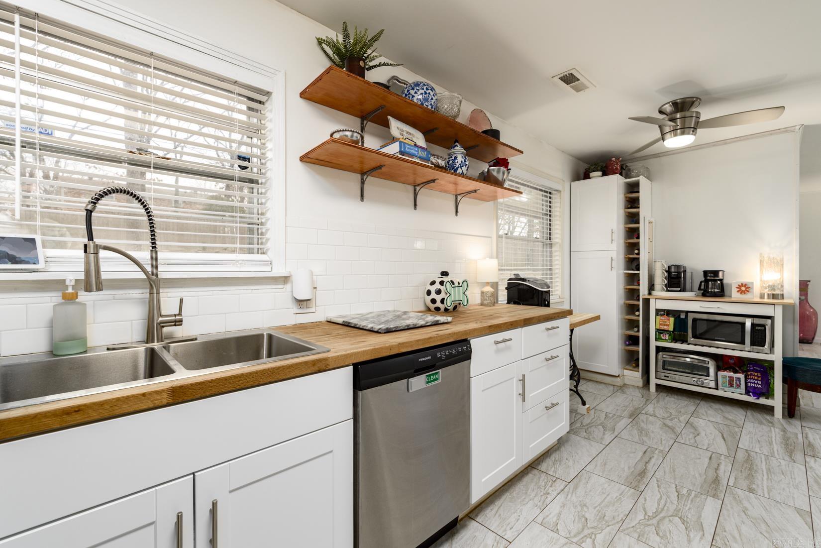 TREASURE HILL - Residential