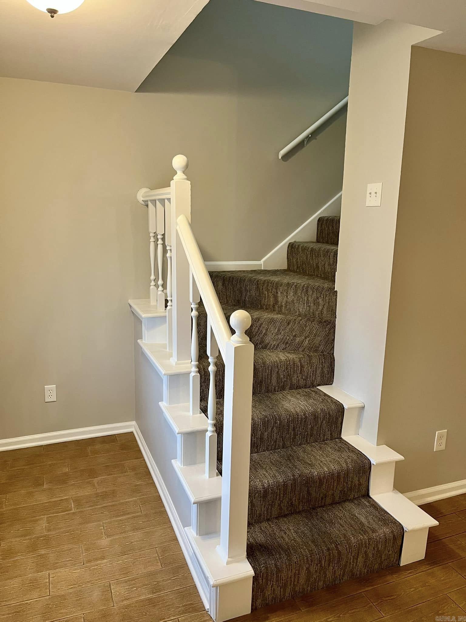 COUNTRY WEST - Residential